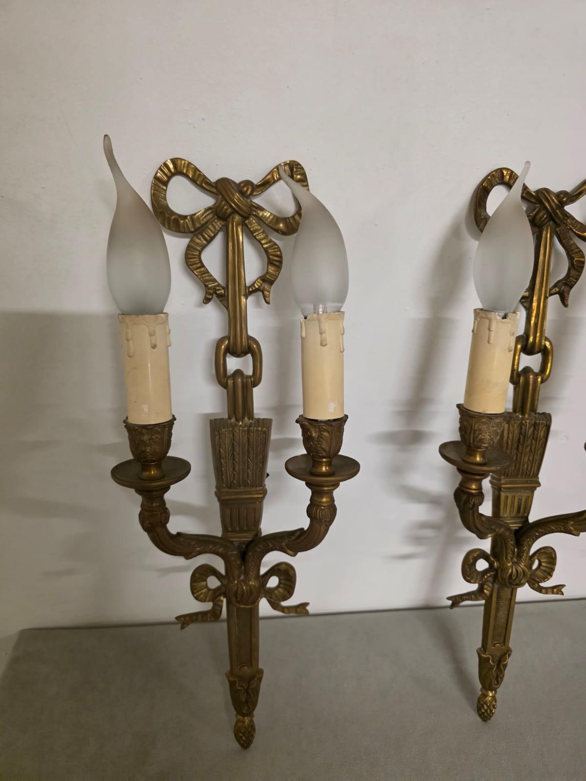 4 applique in bronzo dorato stile Luigi XVI in vendita 2