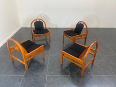 4 poltrone Argos in faggio e tessuto nero di Baumann, anni '80