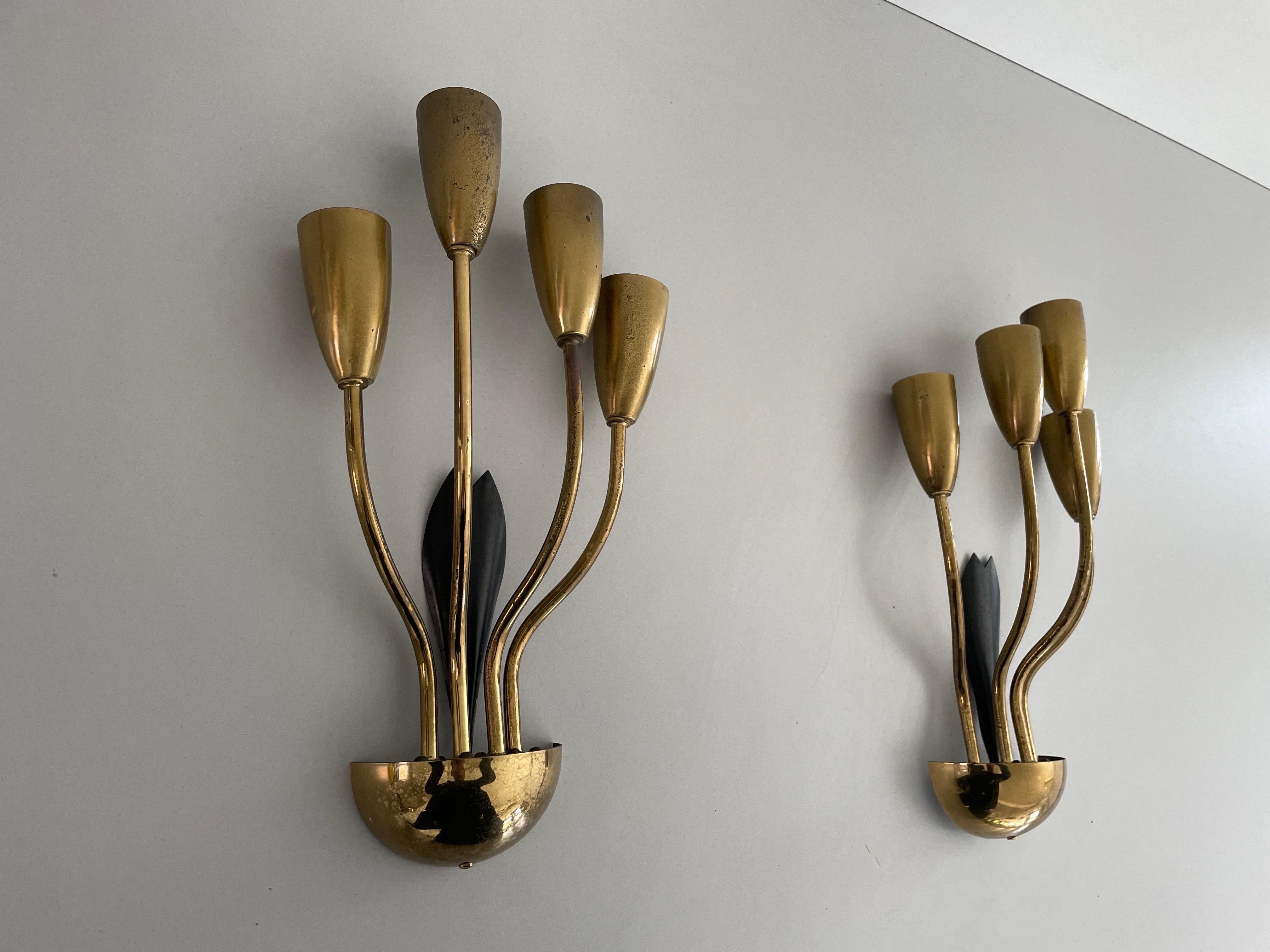 4-armed Flower Design Brass Sputnik Pair of Sconces, 1950s, Germany In Excellent Condition For Sale In Hagenbach, DE