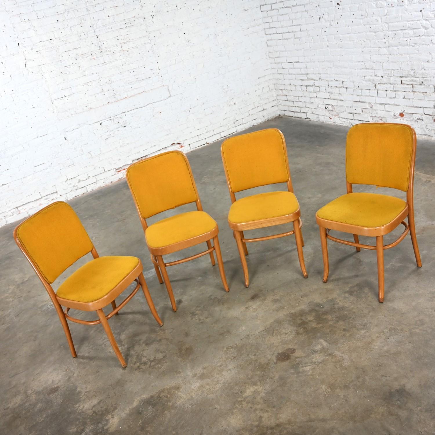4 armlose Bauhaus-Esszimmerstühle aus Buche und Bugholz Hoffman Prag 811 im Stil Thonet im Angebot 1