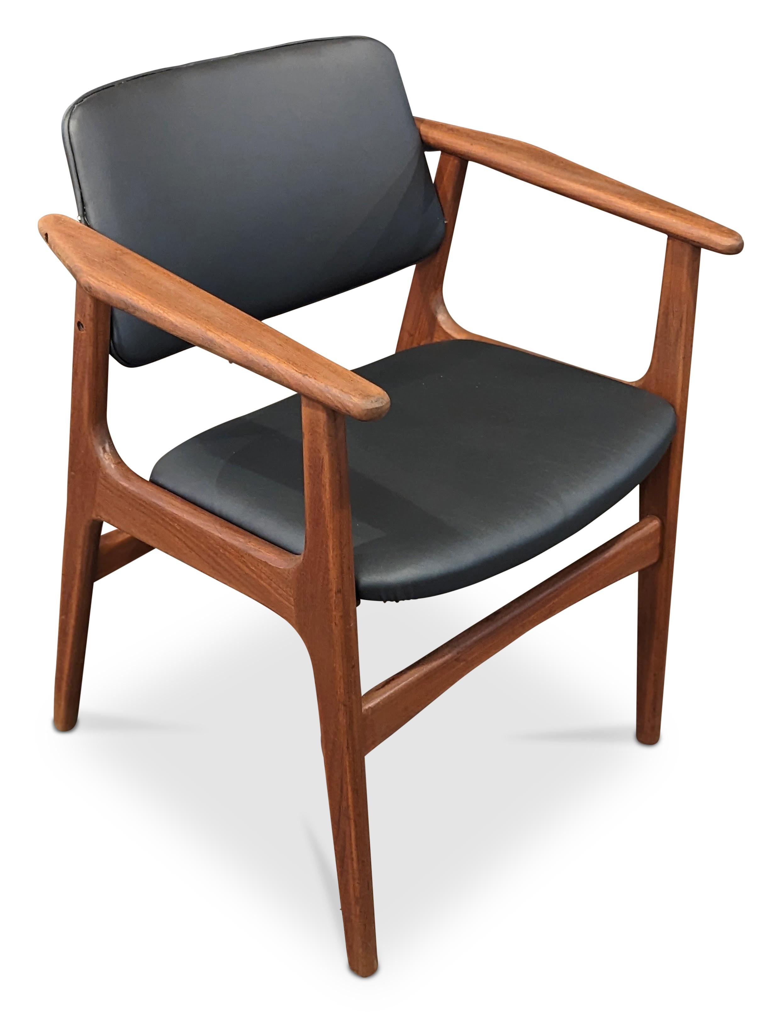 4 Arne Vodder Teak Arm Chairs - 072312 Vintage Danish Mid Century In Good Condition In Jersey City, NJ