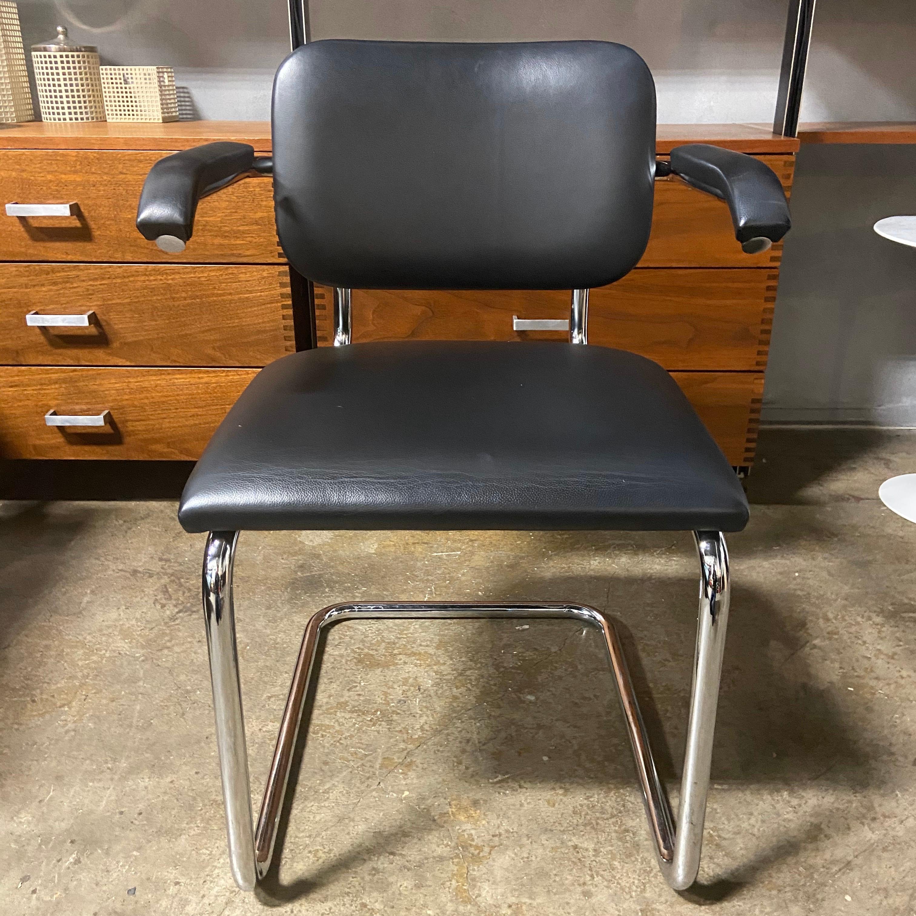 Italian 4 Authentic Midcentury Cesca Chairs by Marcel Breuer for Knoll