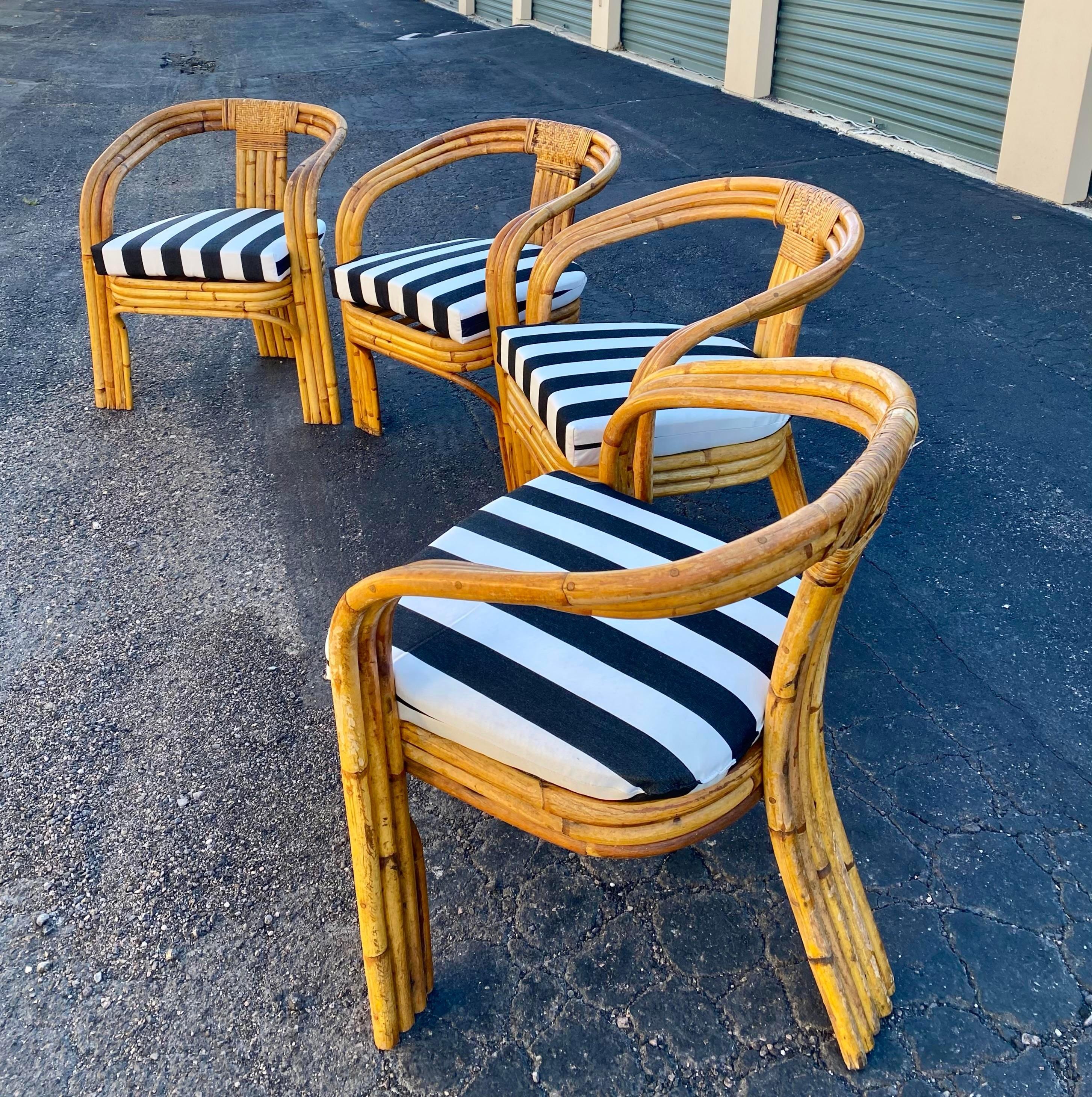 Philippin (4) Fauteuils sculpturaux en rotin courbé de style Axel Enthoven en vente