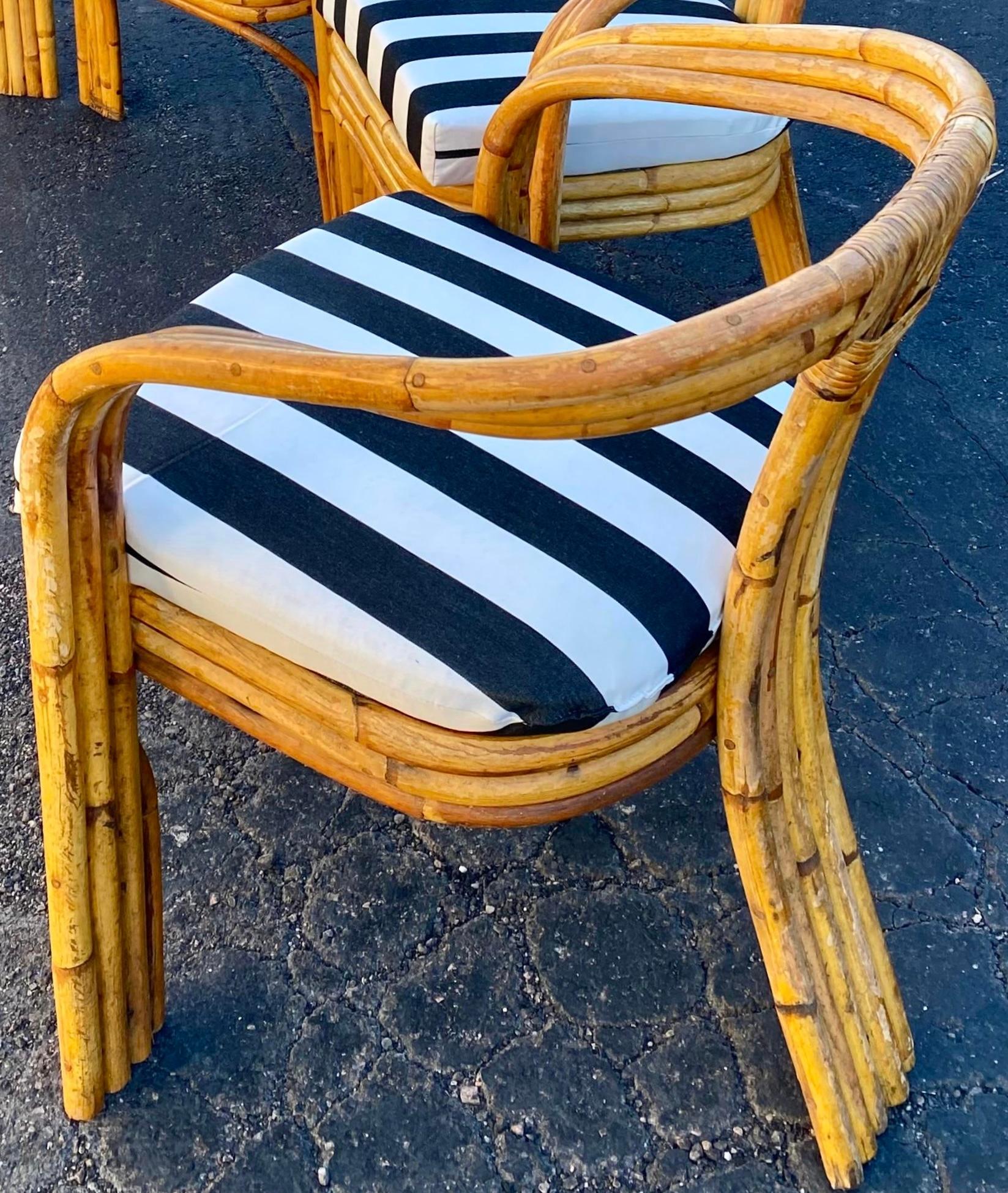 (4) Fauteuils sculpturaux en rotin courbé de style Axel Enthoven Bon état - En vente à Round Top, TX