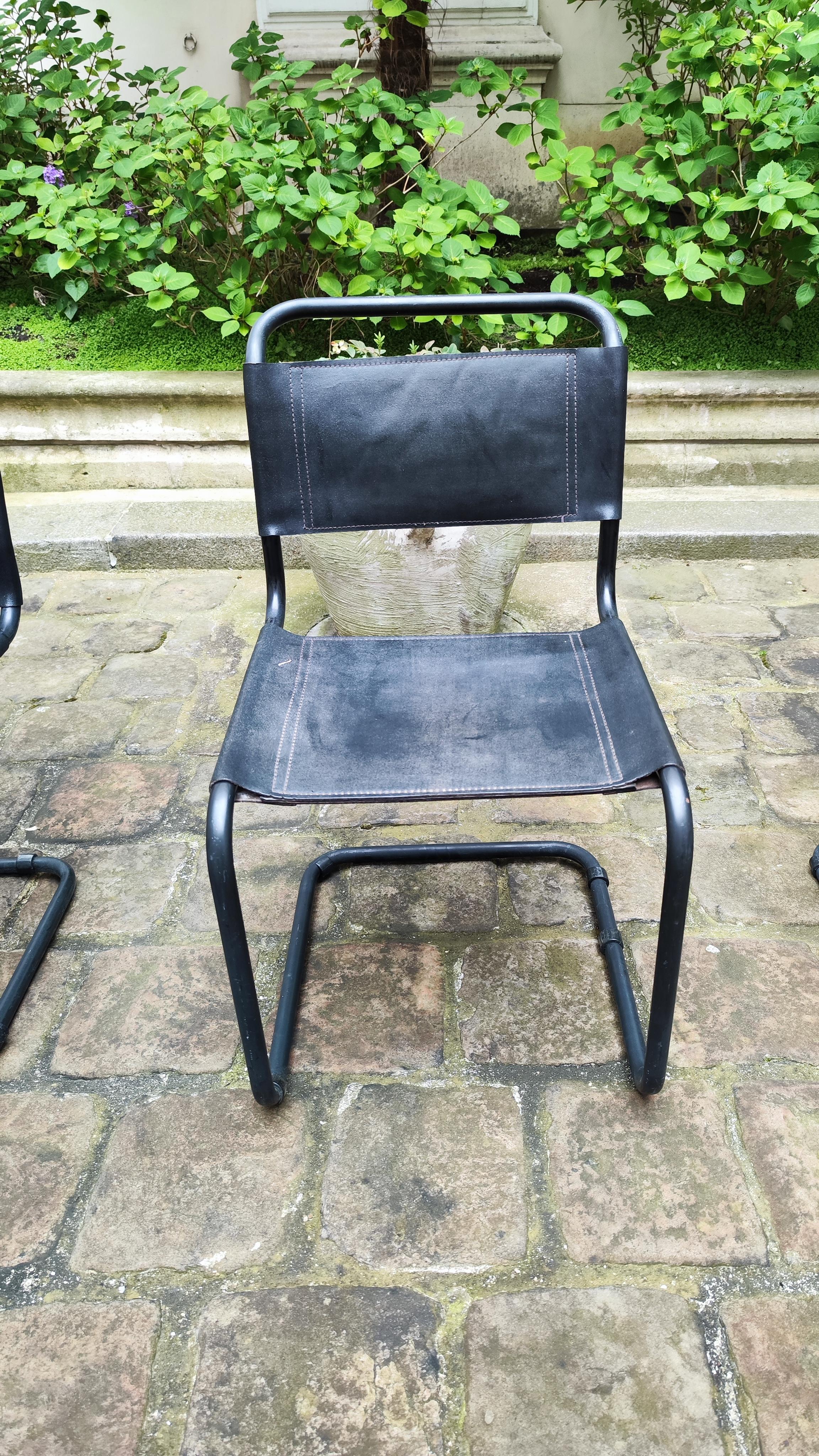 4 chaises B33 MART STAM CANTILEVER et 1 armoire S34 - années 80  - 1980 en vente 6
