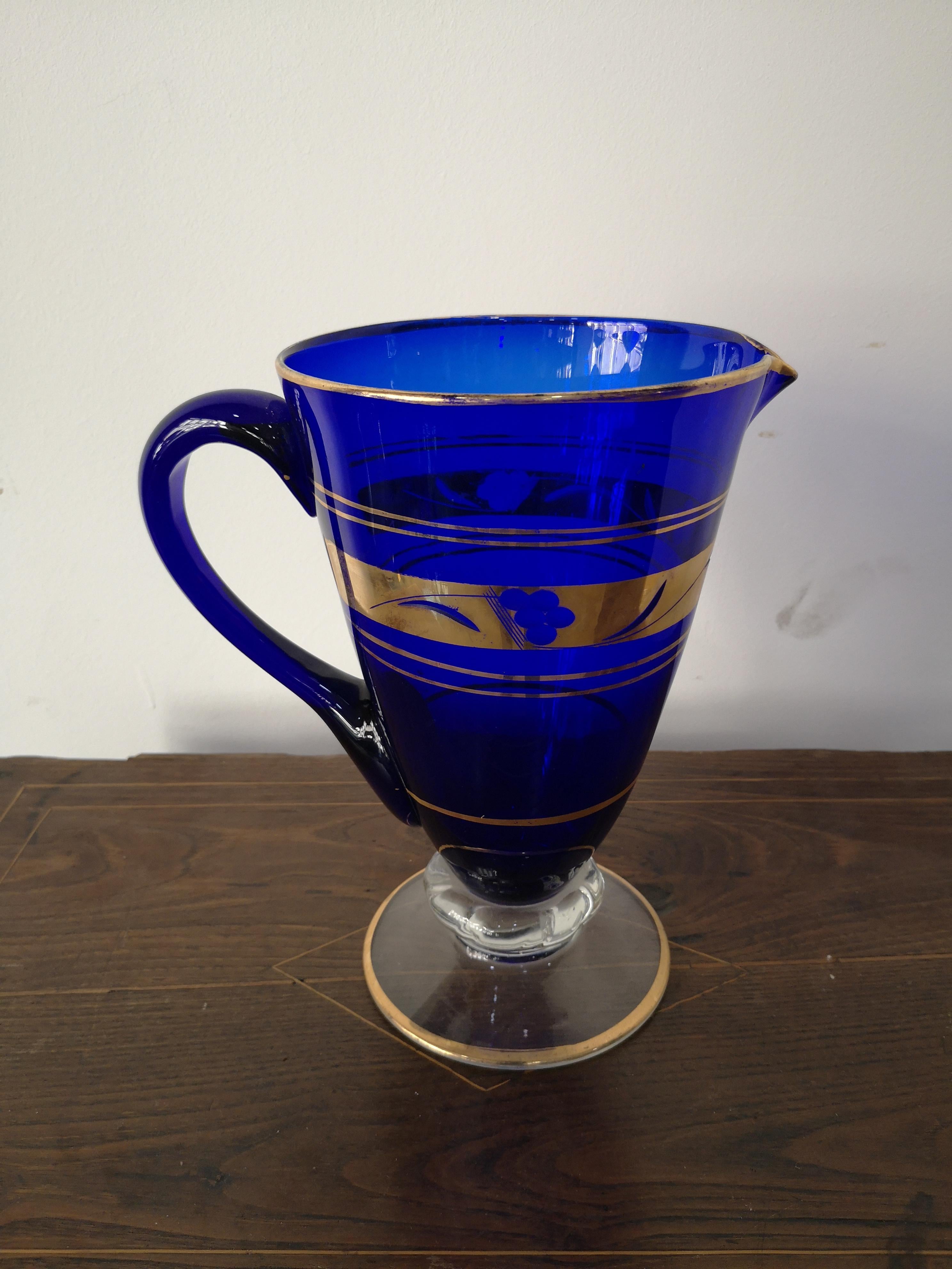 Gilt 4 Cobalt blue and gold Murano glass tumblers and carafe, mid-19th century For Sale