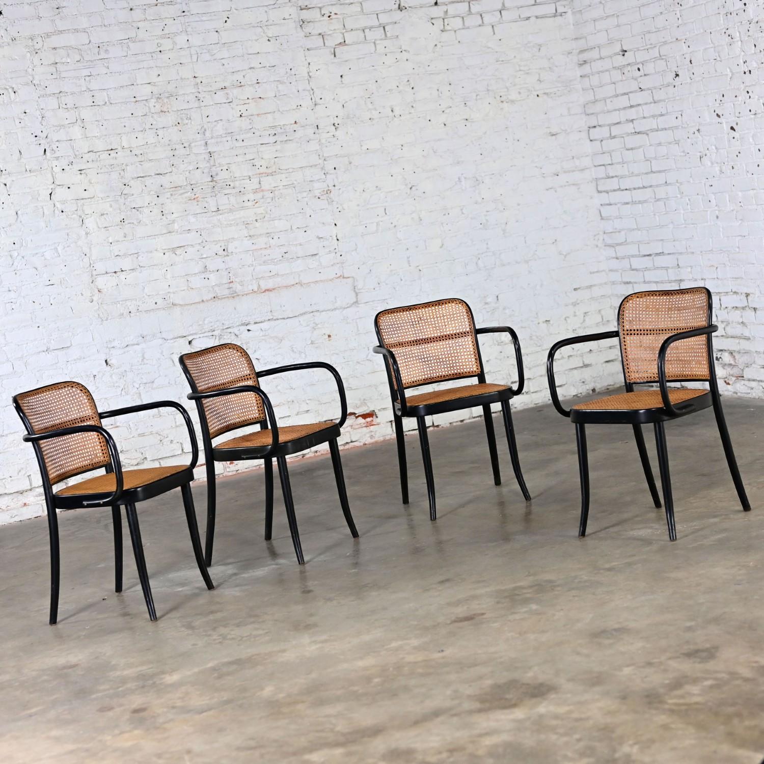 Tchèque 4 fauteuils Josef Hoffman Prague 811 pour Stendig par Thonet en vente