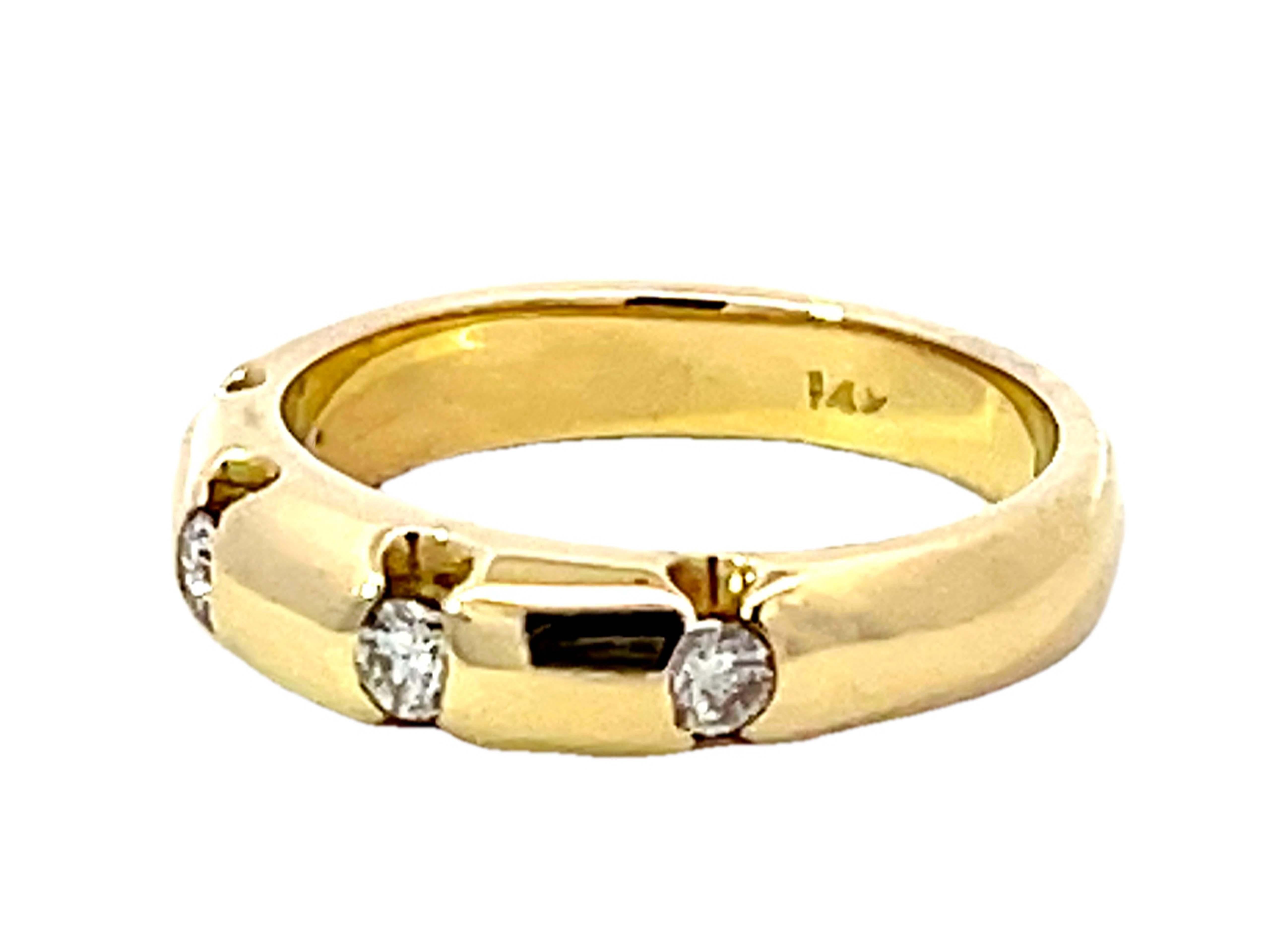4 Brilliant Cut Diamond Band Ring Solid 14k Yellow Gold In New Condition For Sale In Honolulu, HI