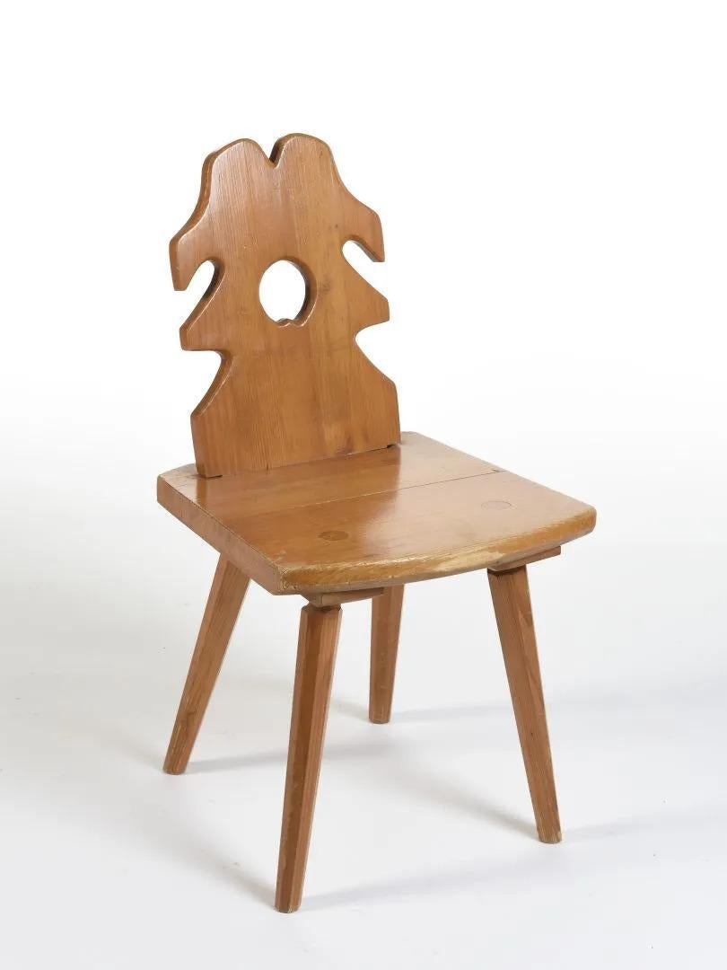 French 4 Brutalist Chairs in pine, circa 1950-1960
