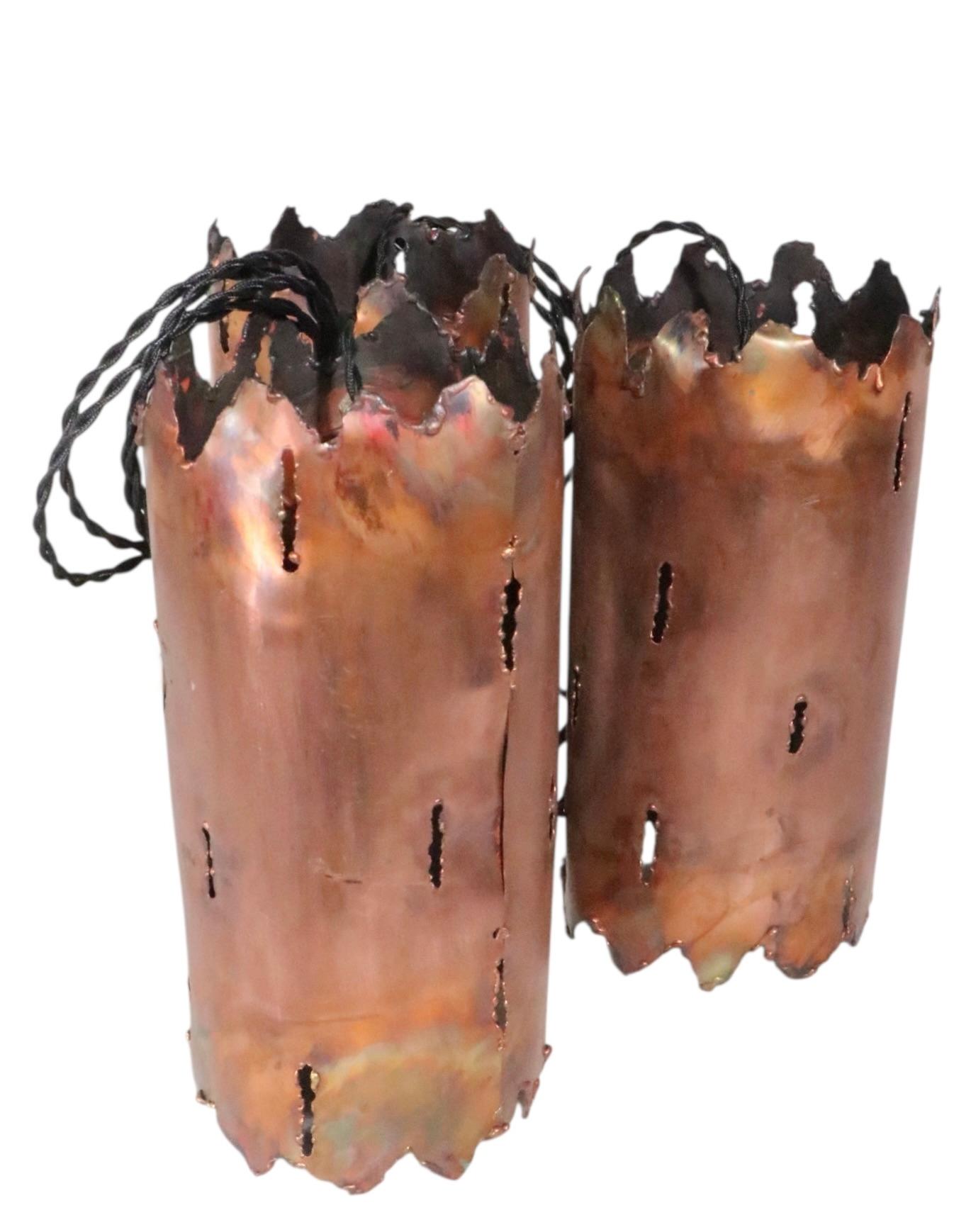 4 Brutalist Torch Cut Copper Cylinder Pendant Table Lamp Fixtures att. Tom Geene For Sale 6