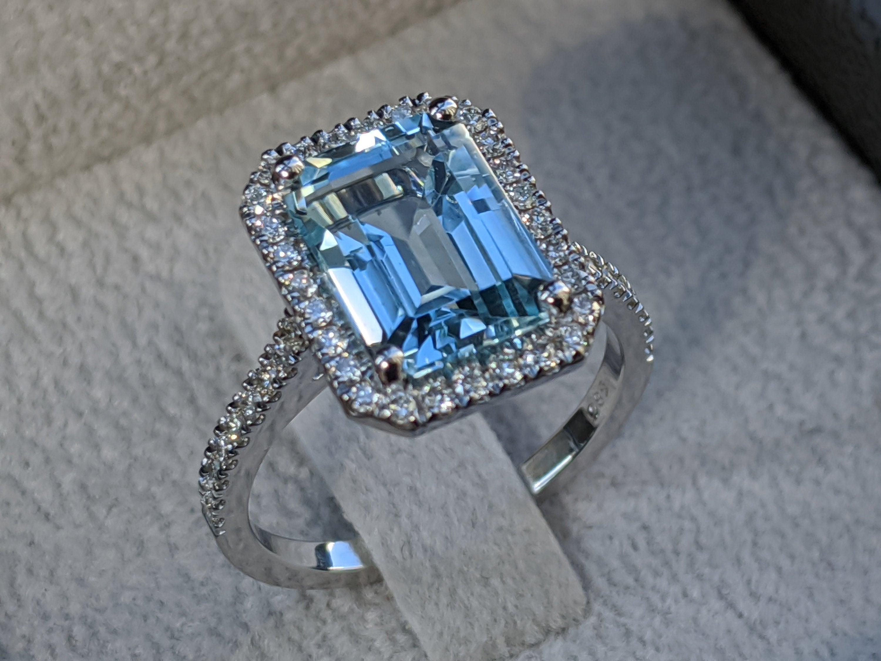 4 carat aquamarine engagement ring