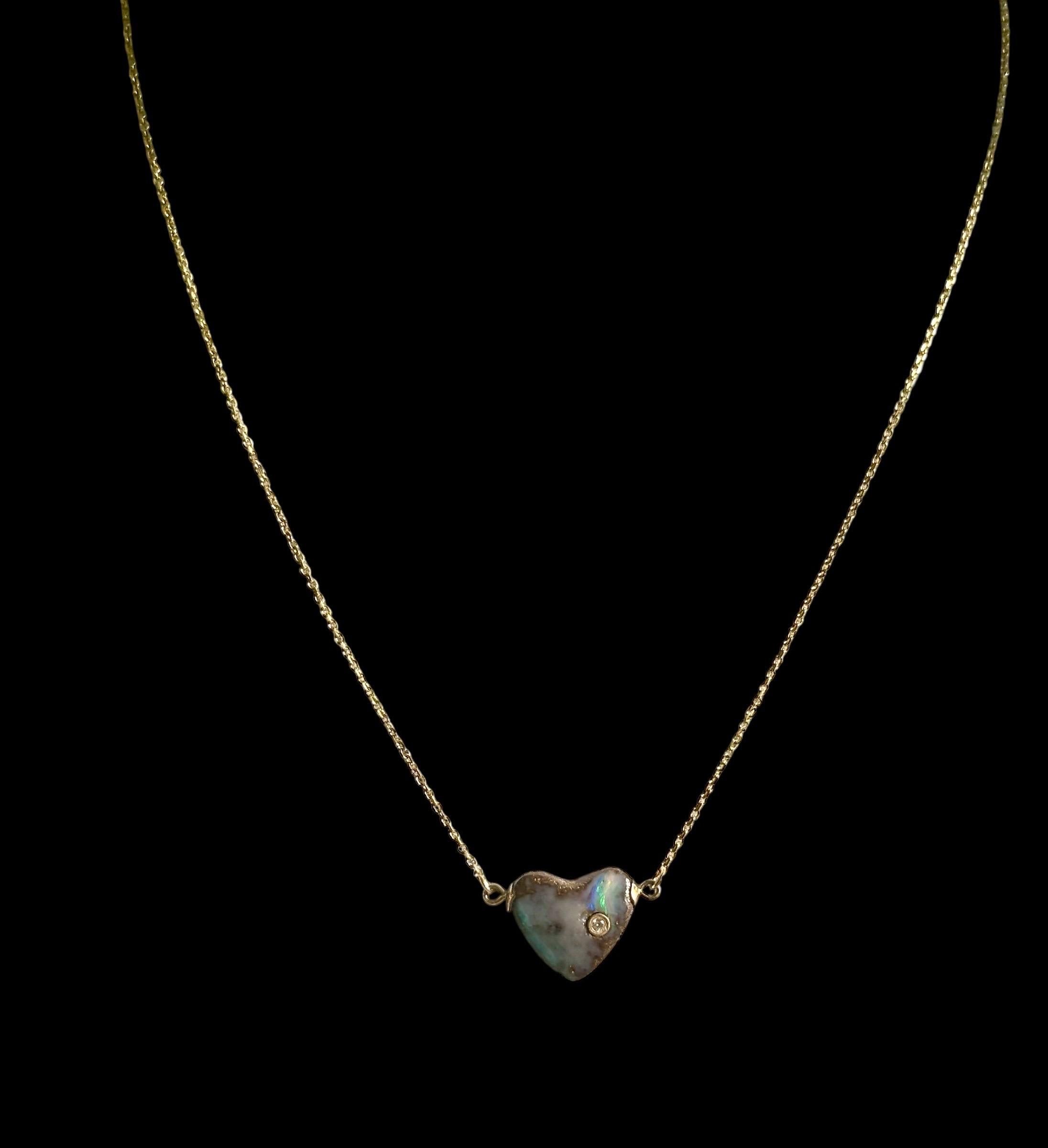 4 Karat Australischer Opal Herz Halskette im Angebot 1
