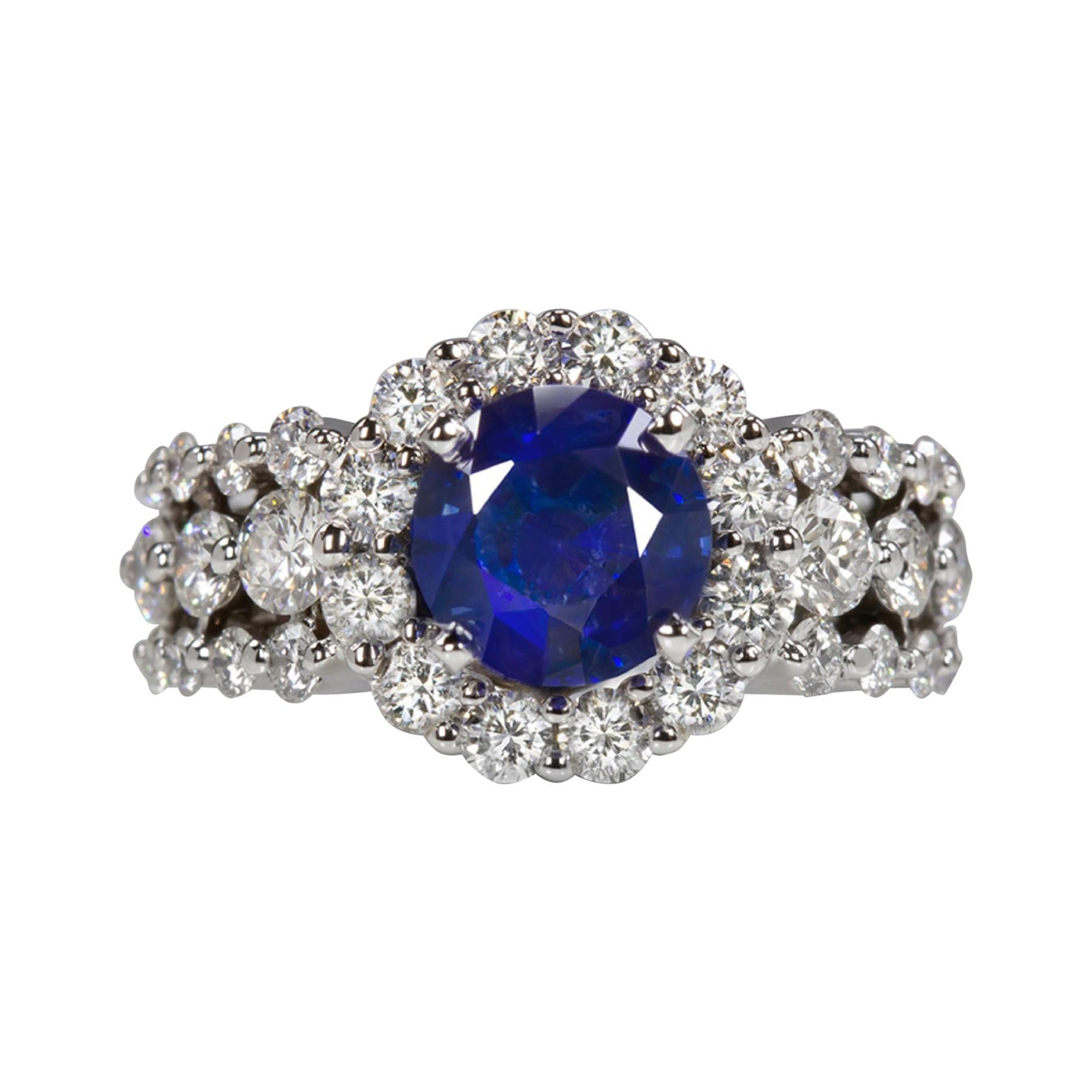 4 Carat Blue Sapphire Diamond 18 Carat White Gold Ring
