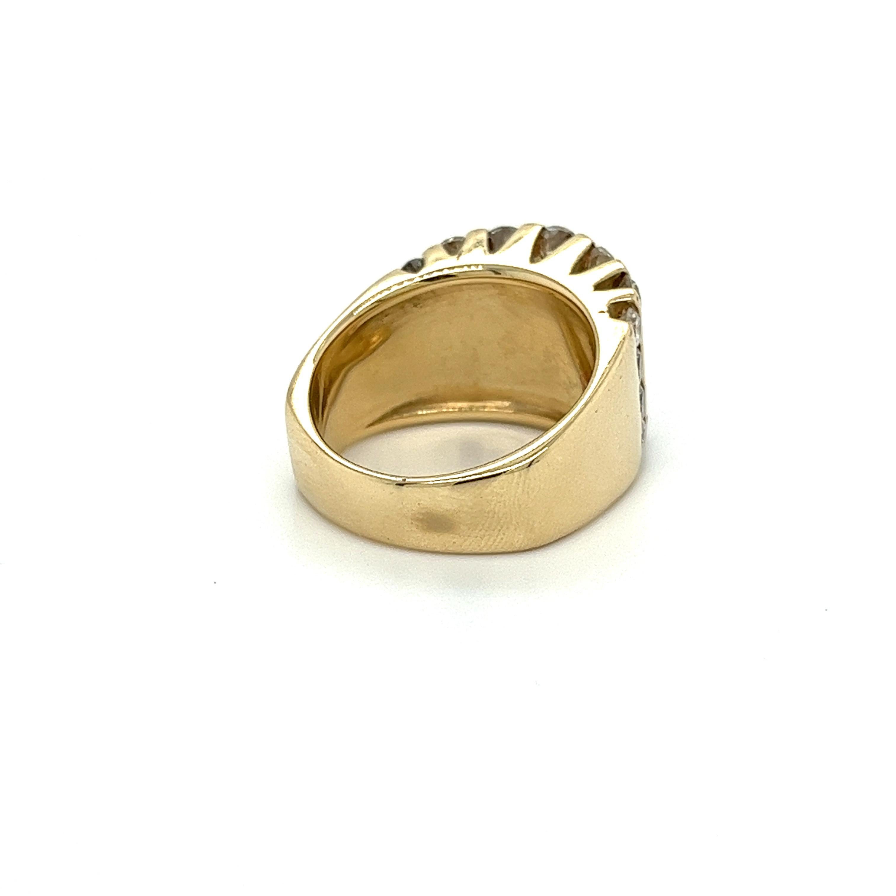 En vente :  Bague grappe de diamants taille ronde sertie en canal de 4 carats en or jaune 14 carats 5