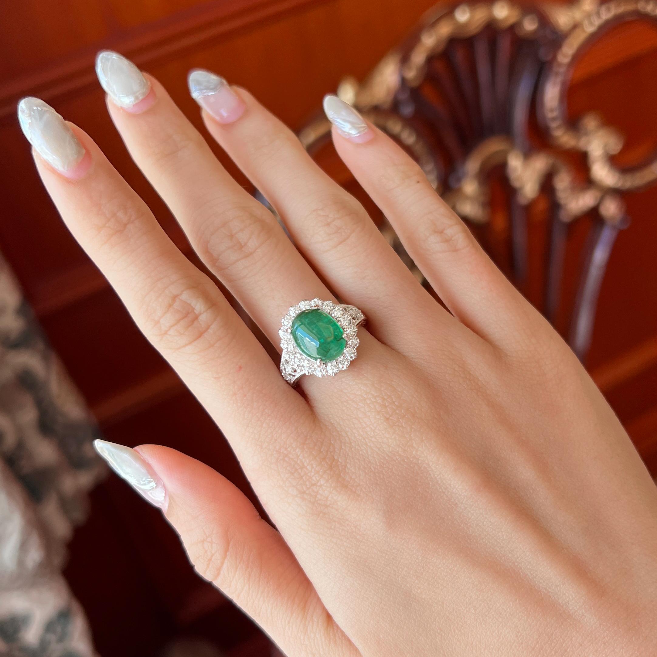 Women's or Men's 4 Carat Colombian Emerald & Diamond Solitaire PT 900 RIng For Sale