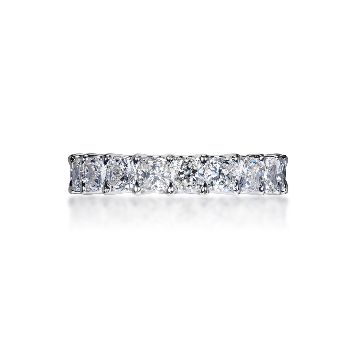 4 Carat Cushion Cut Diamond Eternity Band Certified In New Condition For Sale In New York, NY
