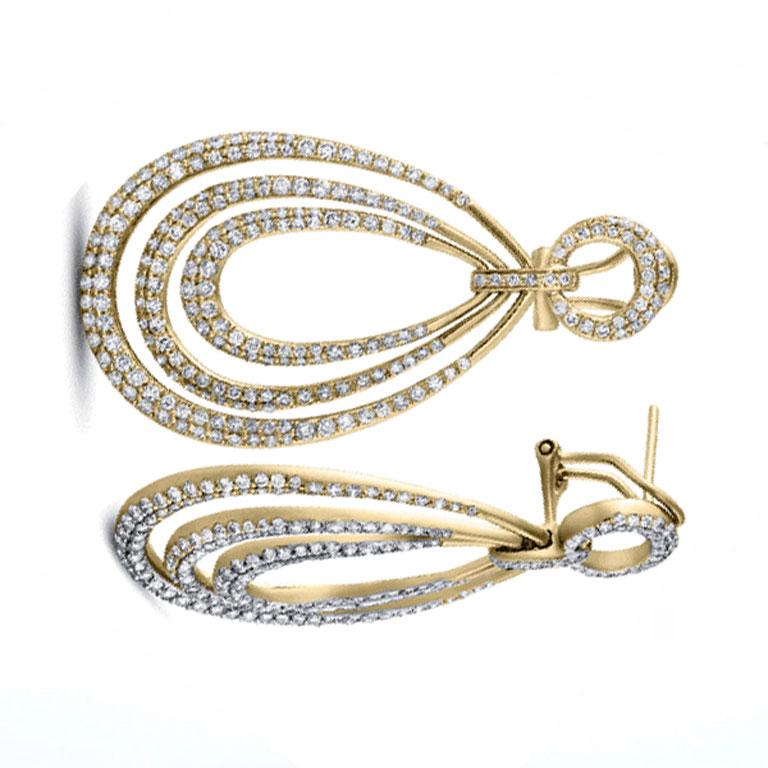 Round Cut 4 Carat Diamond Dangle Earrings In 18k Gold For Sale