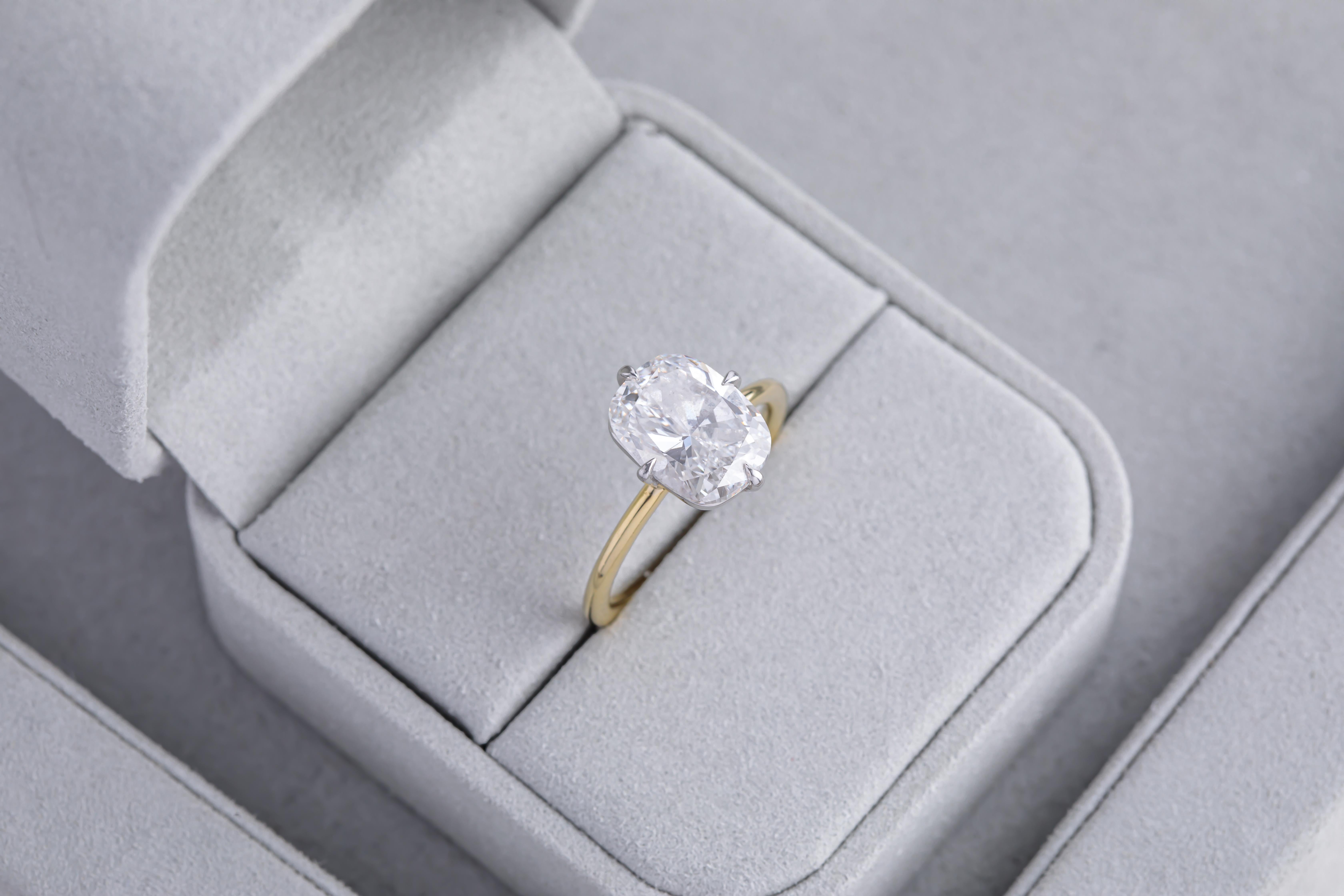 Contemporary 4 Carat Elongated Cushion Cut Diamond Engagement Ring For Sale