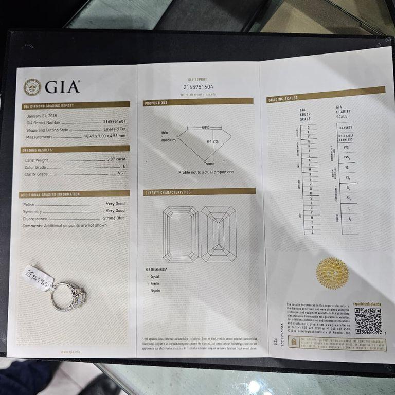 4 Karat Smaragdschliff Diamant Verlobungsring GIA zertifiziert E VS1 Damen im Angebot