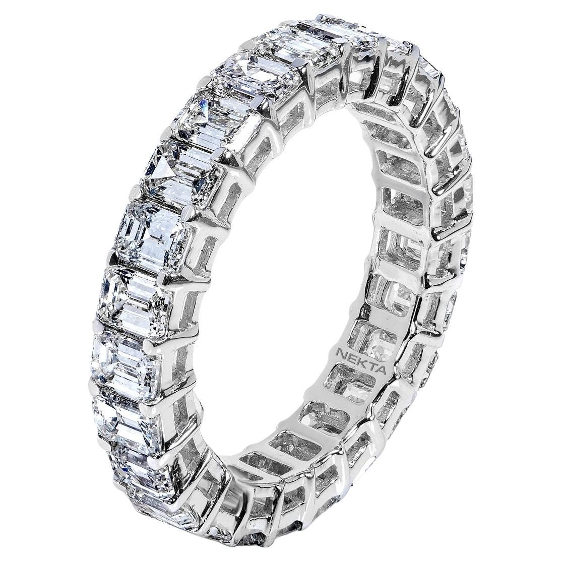 4 Carat Emerald Cut Diamond Eternity Band Certified For Sale