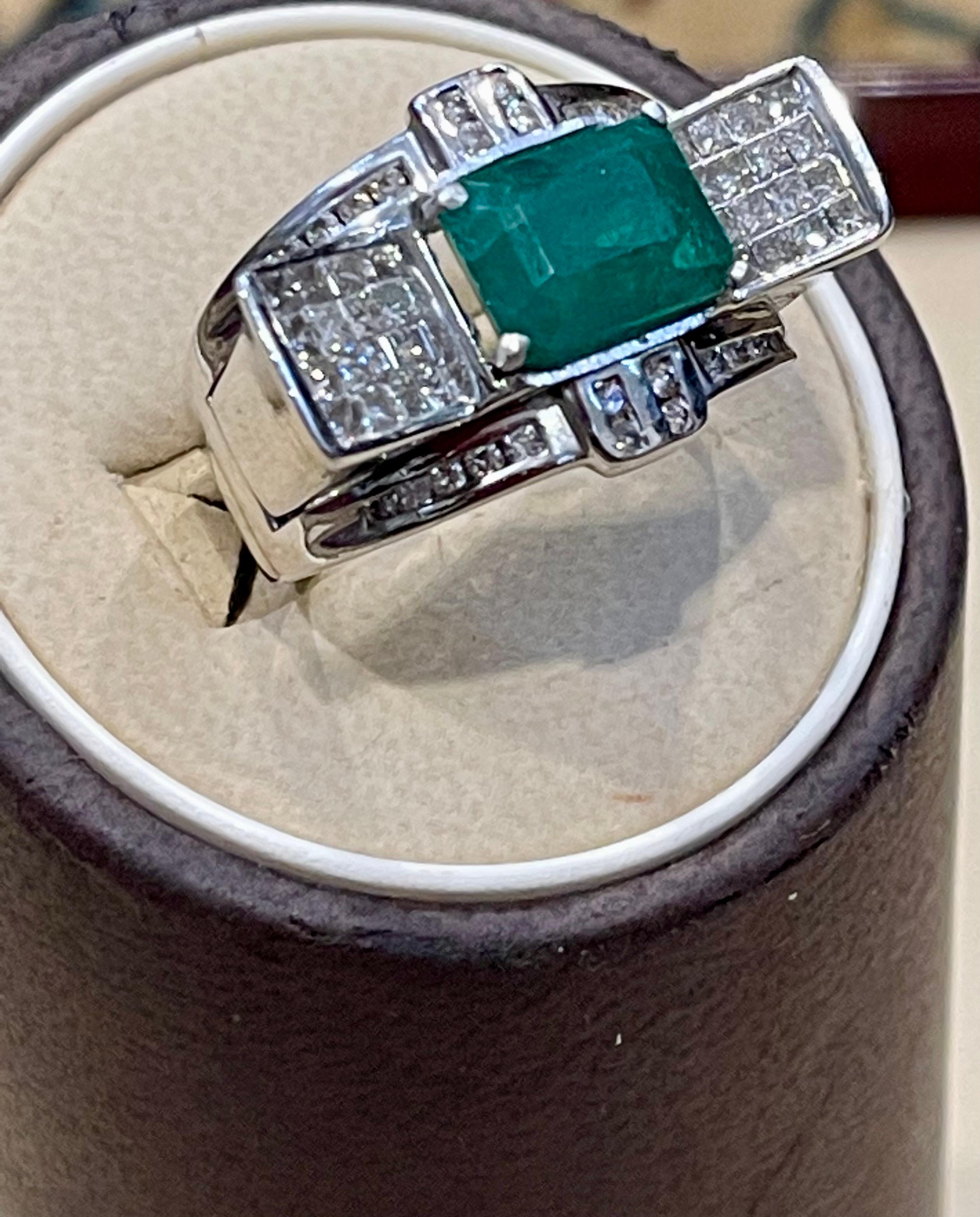 4 Carat Emerald Cut Natural Emerald & 1 Ct Diamond 14 Karat Gold Cocktail Ring In Excellent Condition For Sale In New York, NY