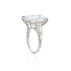 4 Carat Emerald-cut Statement  A Classic Statement Signature Diamond Ring