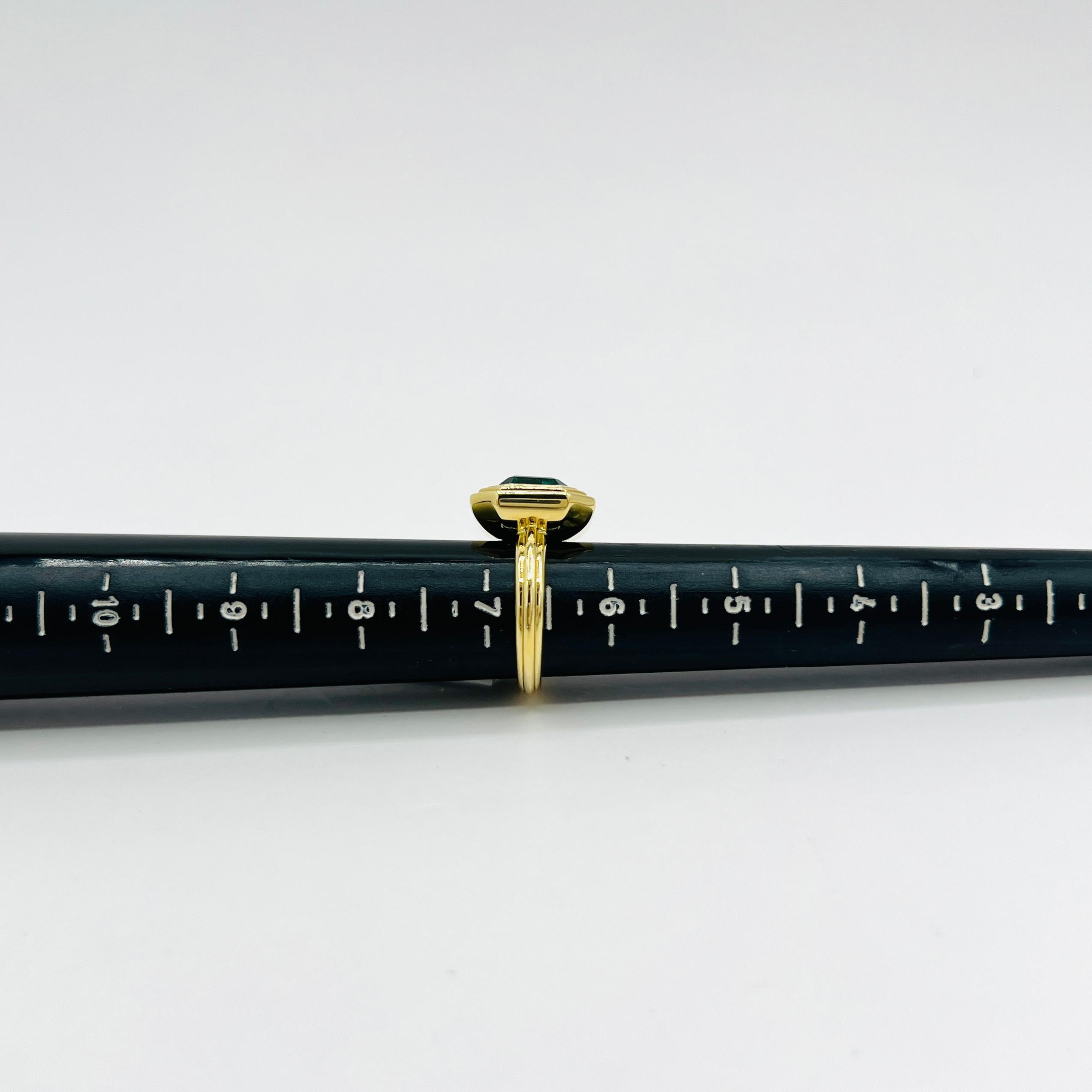 4 Carat Emerald Octagonal Bezel Ring in 18K Yellow Gold For Sale 2