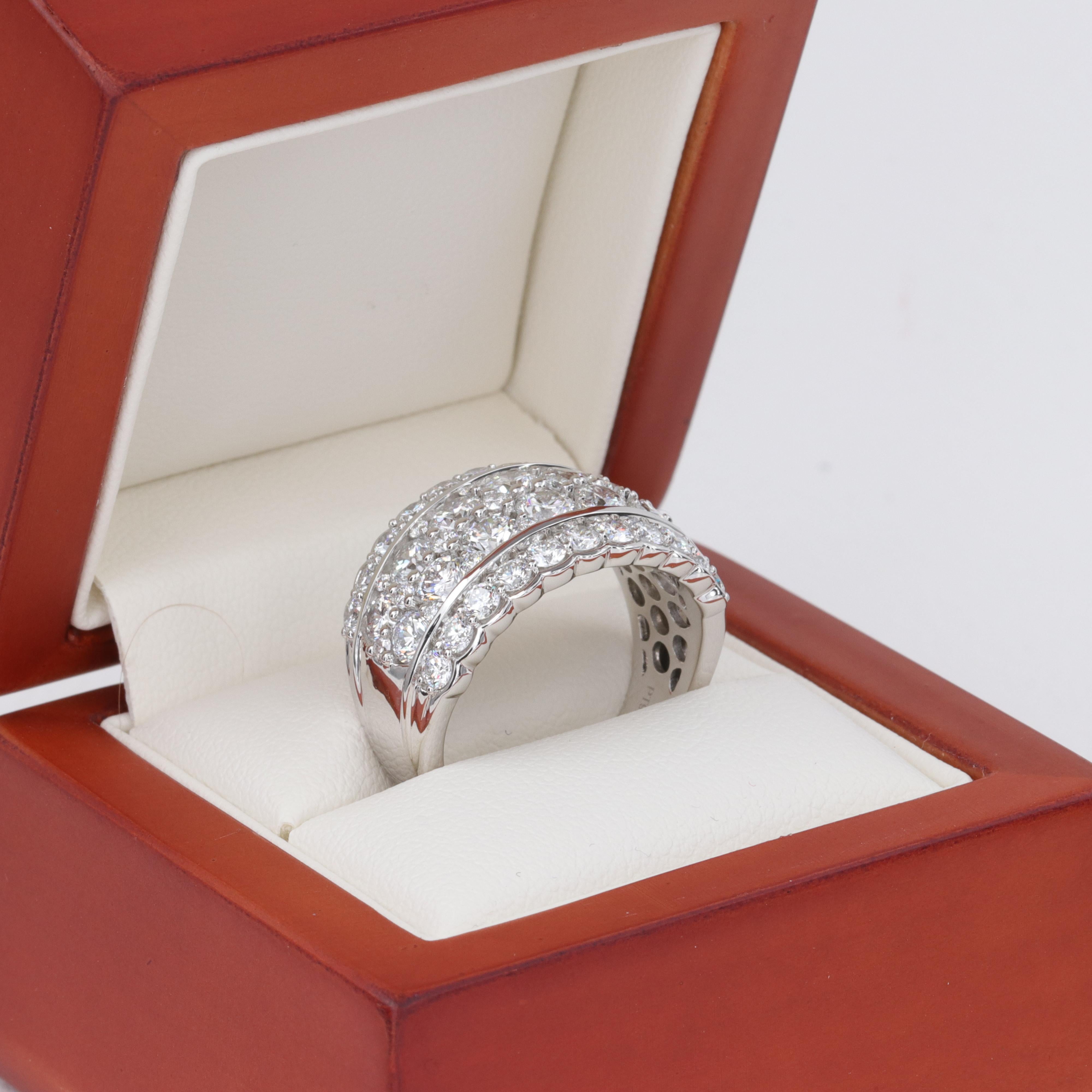 4 Carat Fine Diamond and Platinum Wide Band Ring For Sale 3