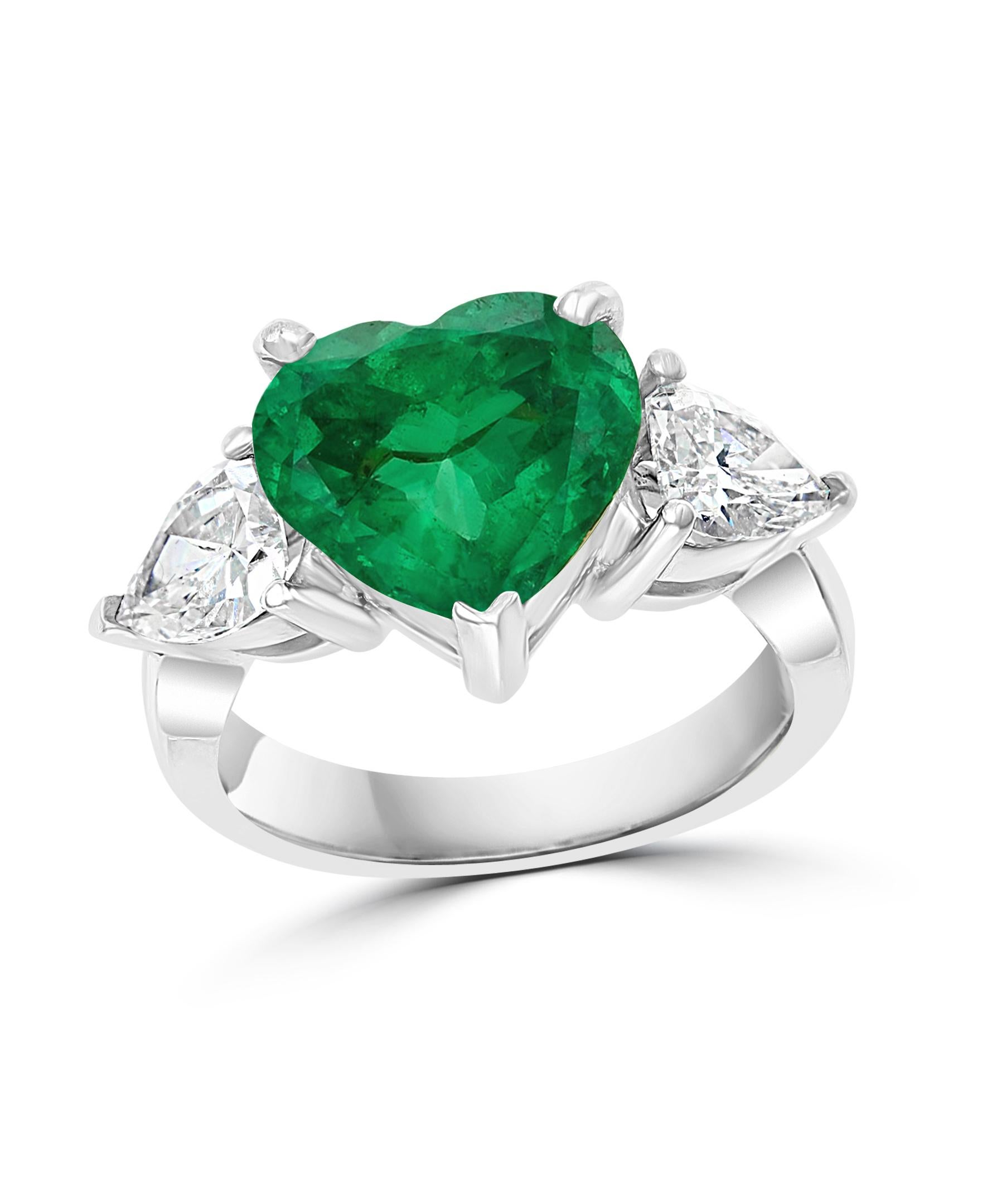 4 Carat Heart Shape Colombian Emerald and 1.3 Ct Diamond 18 Karat Gold ...