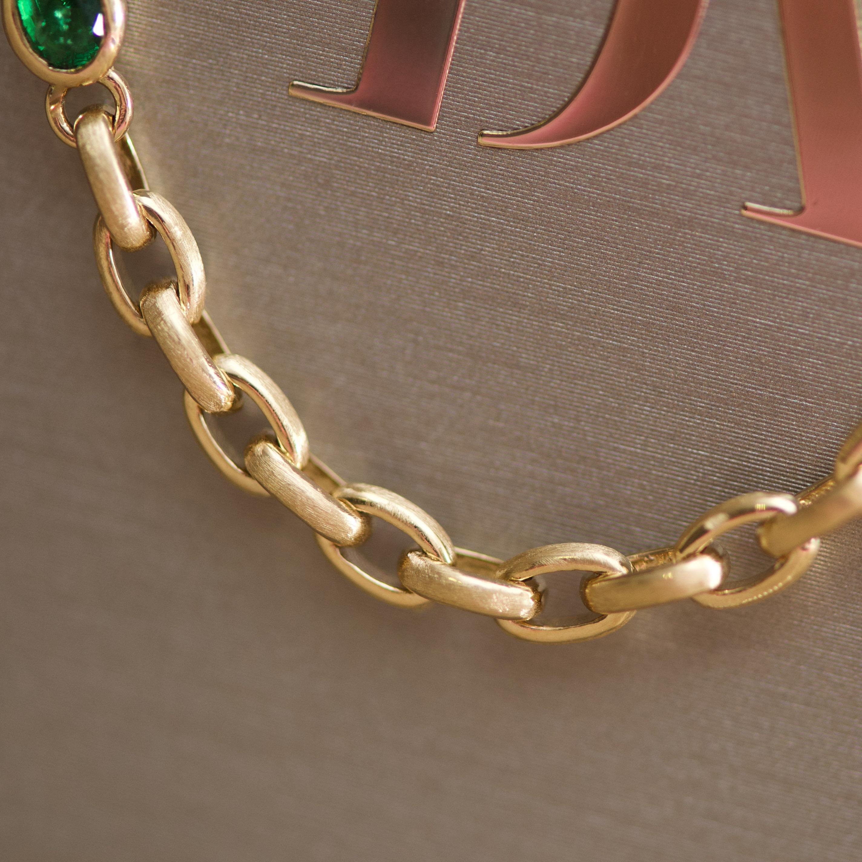4 Carat Intense Green Tsavorite 18 Karat Matte Yellow Gold Necklace Chain 1