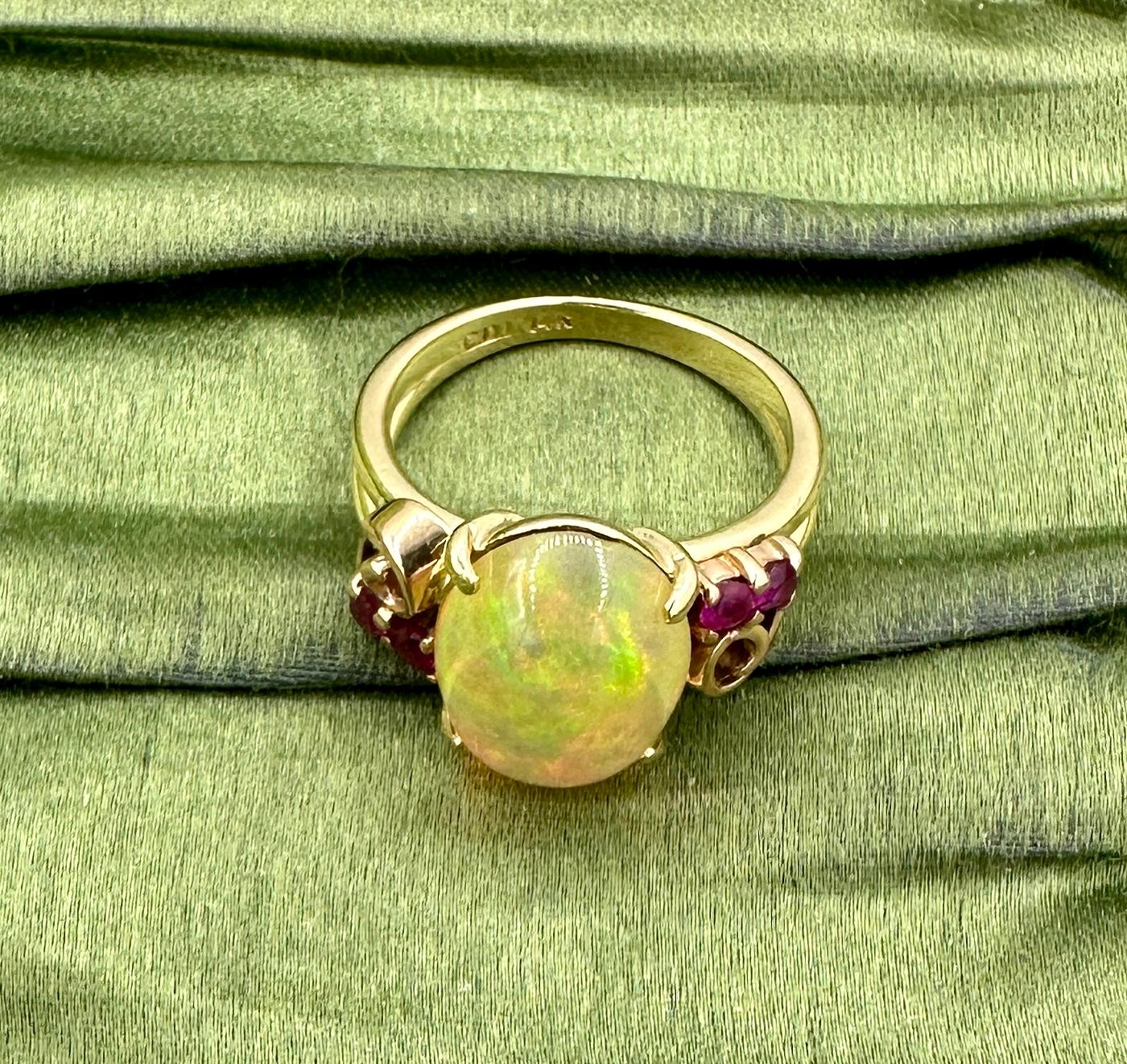 4 Carat Mexican Fire Opal Ruby Ring 14 Karat Gold Art Deco Retro Cocktail Ring For Sale 5