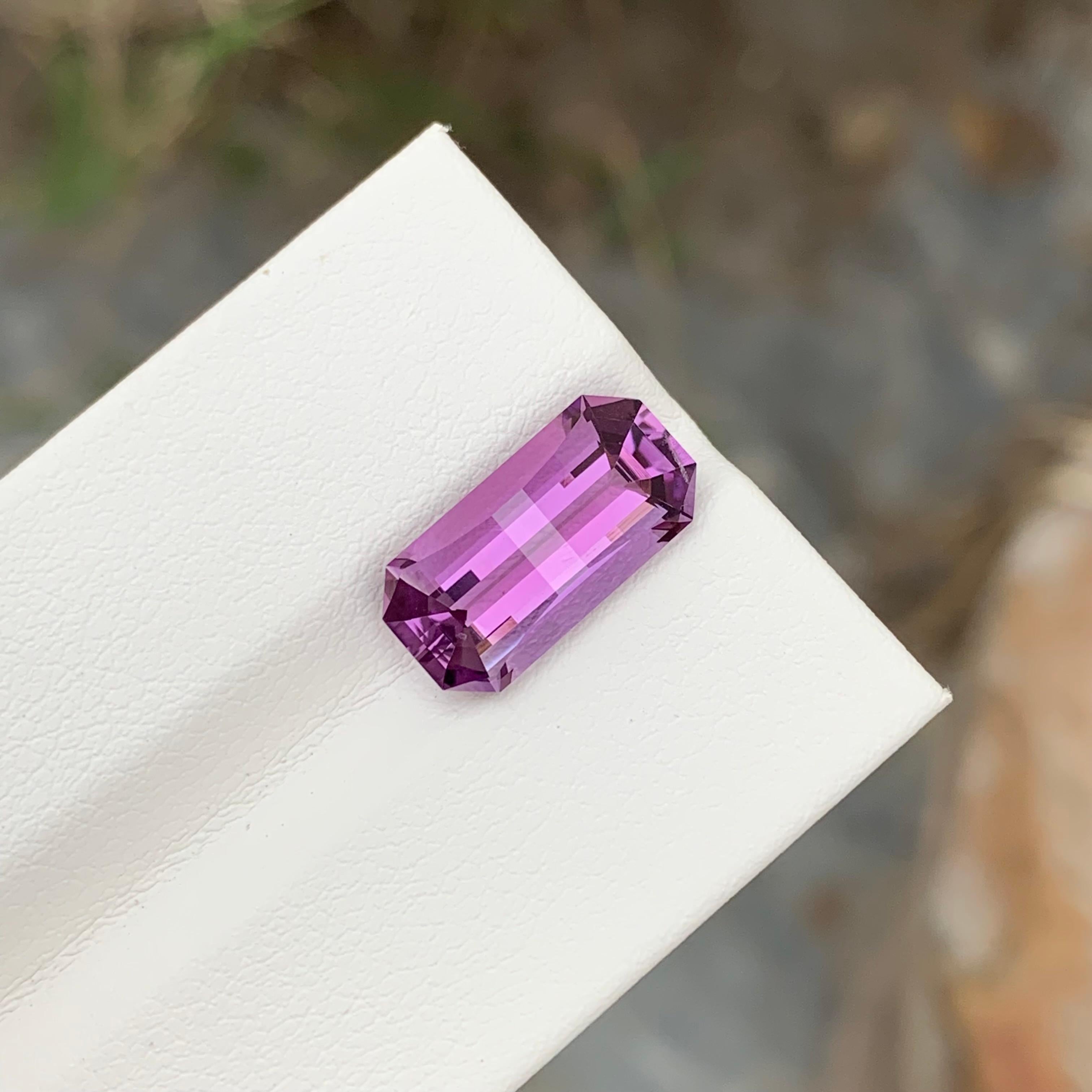 Women's or Men's 4 Carat Natural Loose Amethyst Pixel Cut Gem For Jewellery Making  For Sale