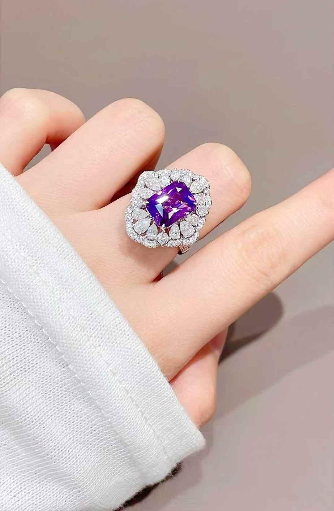 4 Carat Natural Purple Sapphire and 1.83 Carat Diamond Convertible Cocktail Ring For Sale