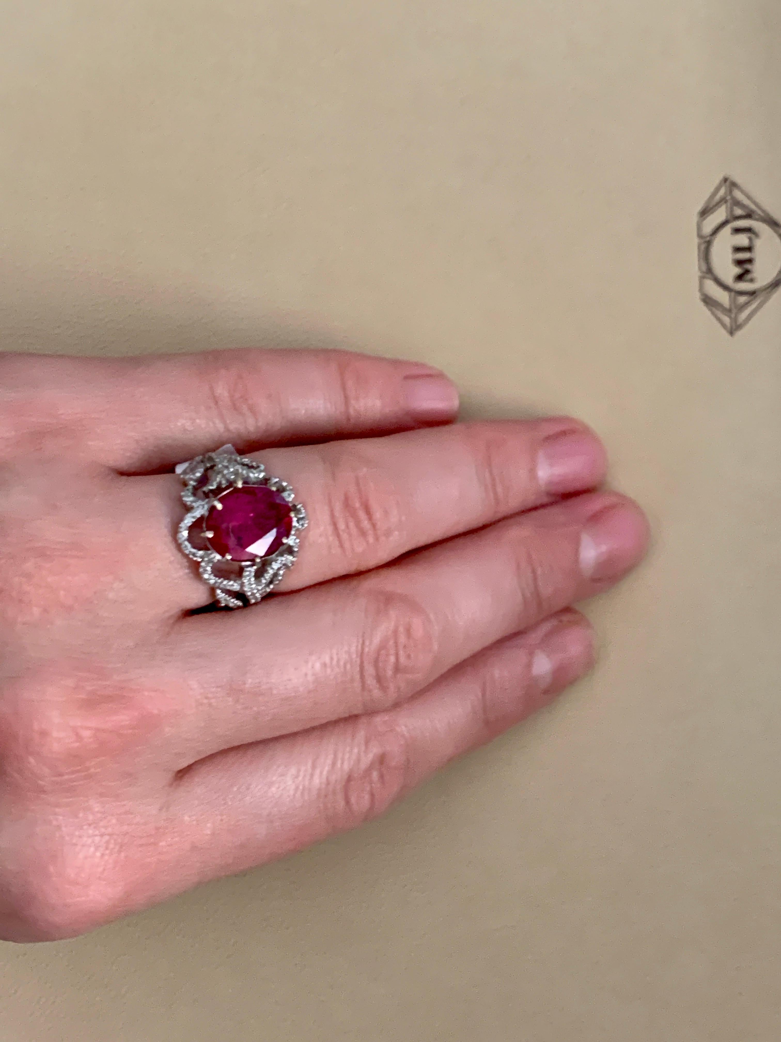 4 Carat Natural Ruby and Diamond 18 Karat White Gold Cocktail Ring For Sale 2