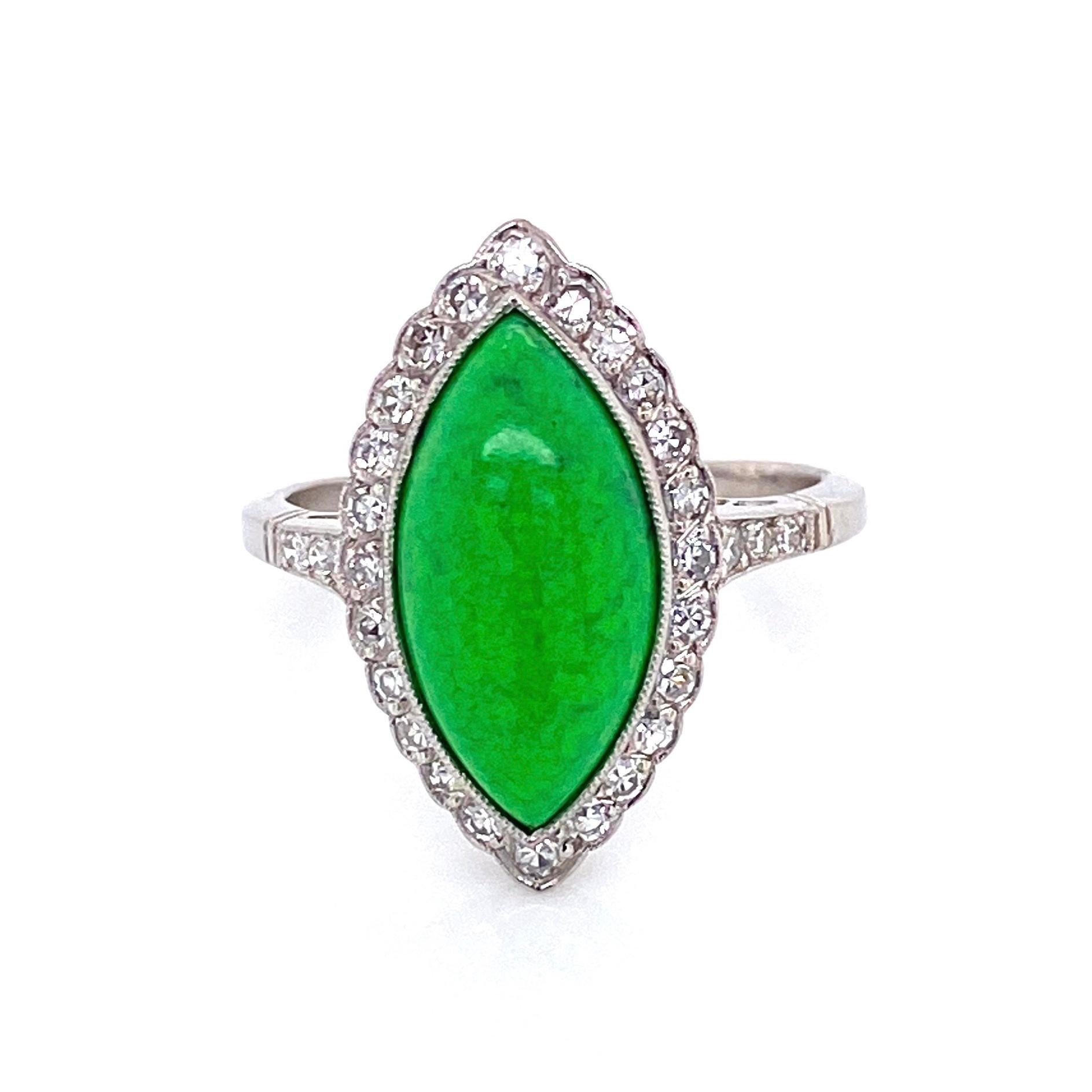 4 Carat Navette Green Turquoise and Diamond Platinum Ring Estate Fine Jewelry In Excellent Condition In Montreal, QC