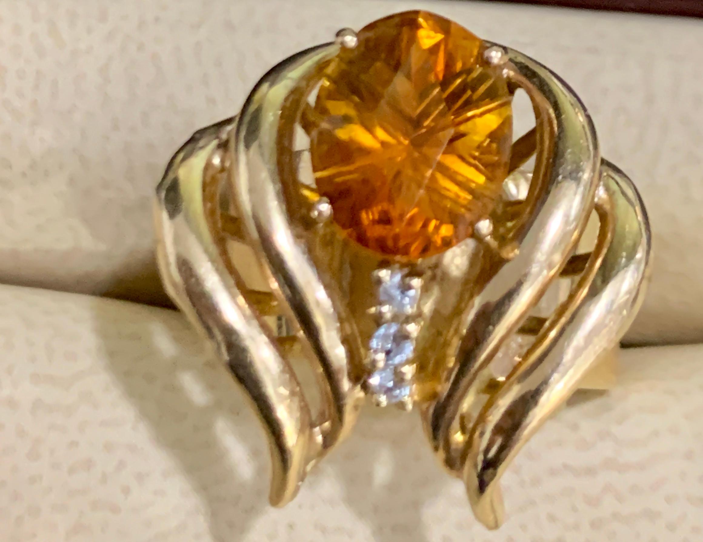 4 Carat Oval Citrine and Diamond Ring in 14 Karat Yellow Gold, Estate For Sale 2