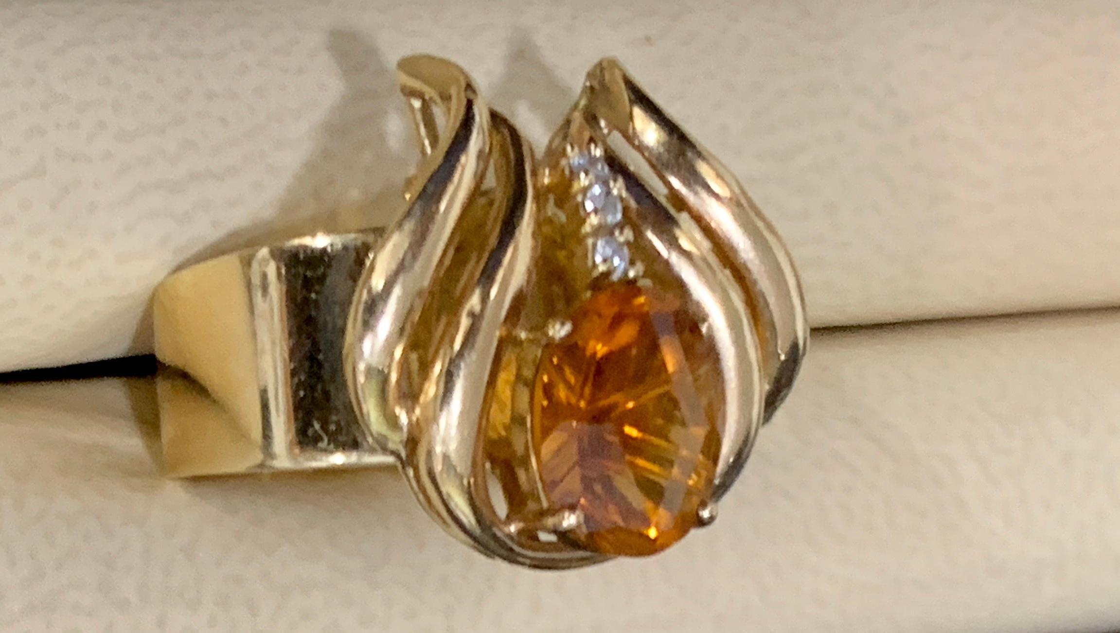 4 Carat Oval Citrine and Diamond Ring in 14 Karat Yellow Gold, Estate For Sale 3