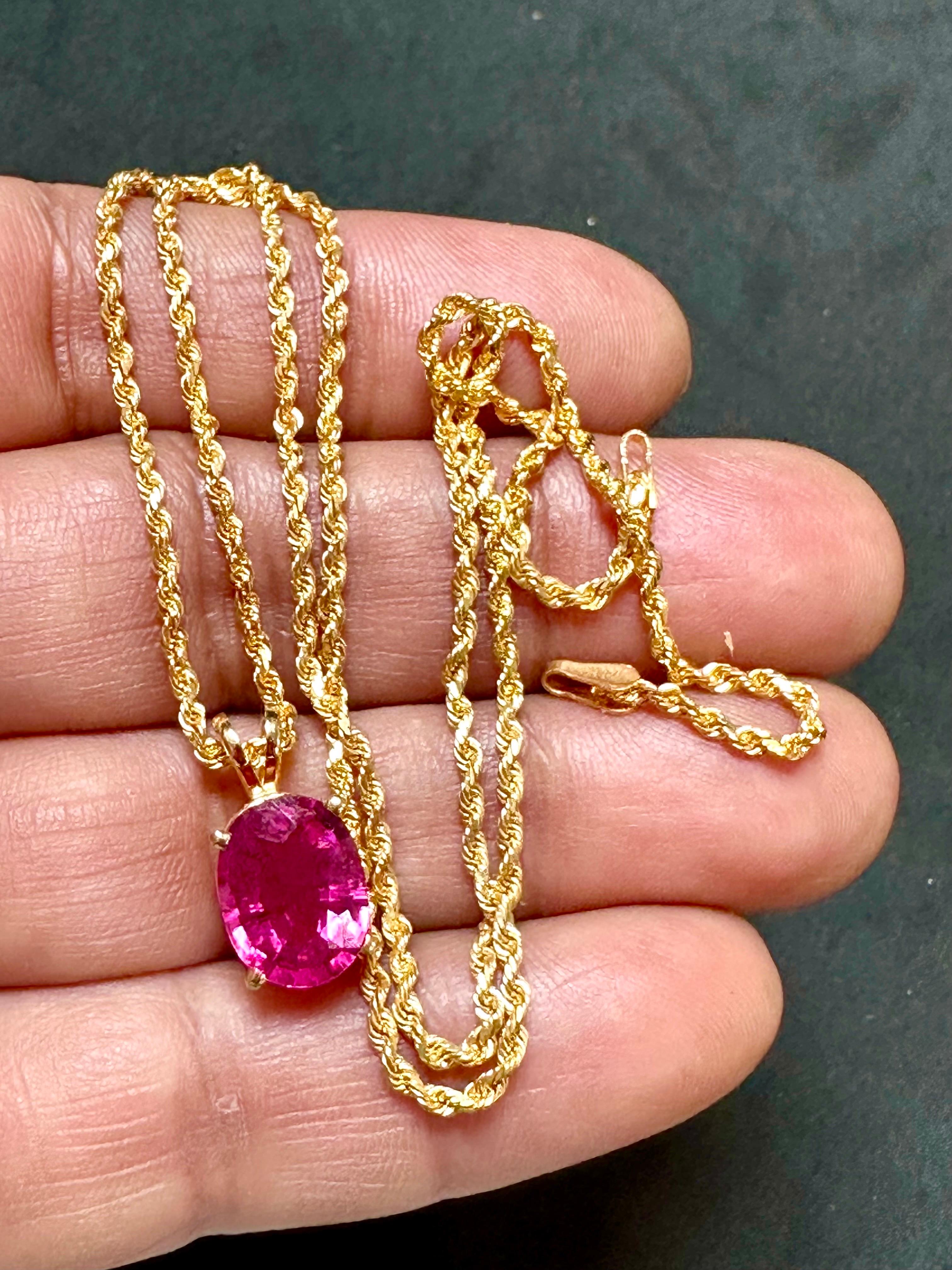4 Karat Ovalschliff natürlicher rosa Turmalin 14 Karat Gelbgold Halskette im Angebot 8