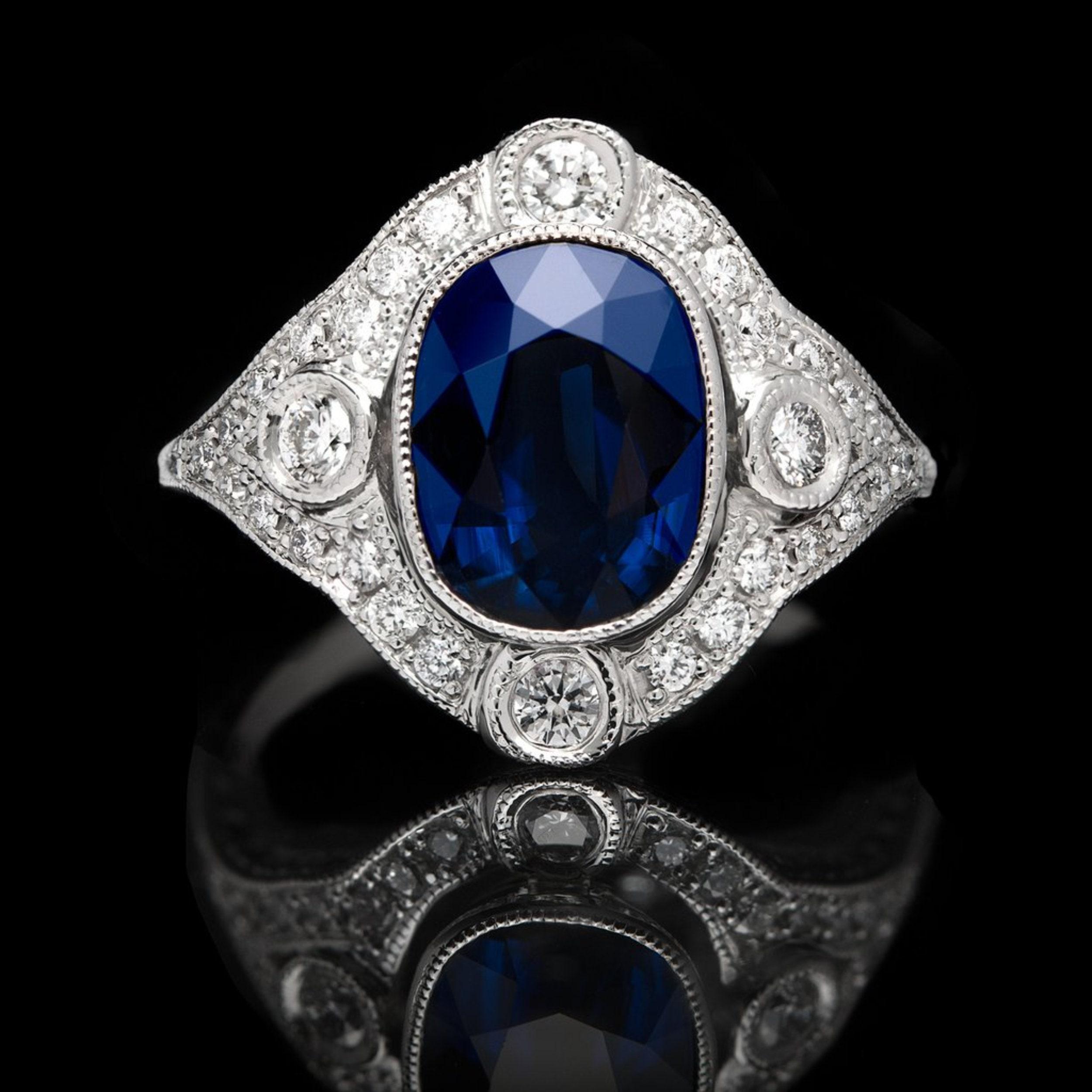 For Sale:  4 Carat Oval Cut Sapphire Diamond Engagement Ring, Blue Sapphire Wedding Ring 5