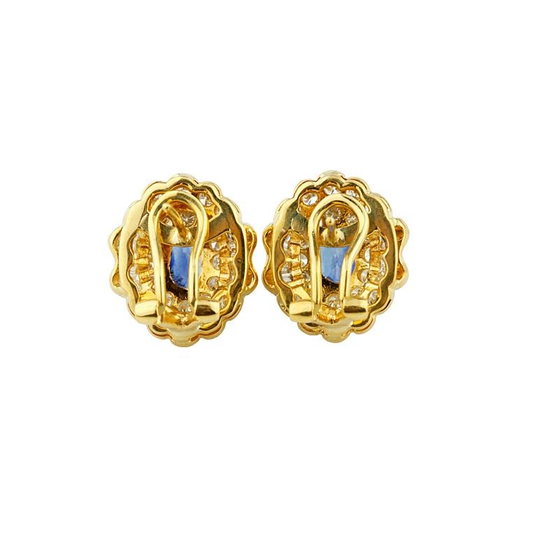 Oval Cut 4 Carat Oval Natural Sapphire Huggie Earrings with Diamonds in Yellow Gold For Sale