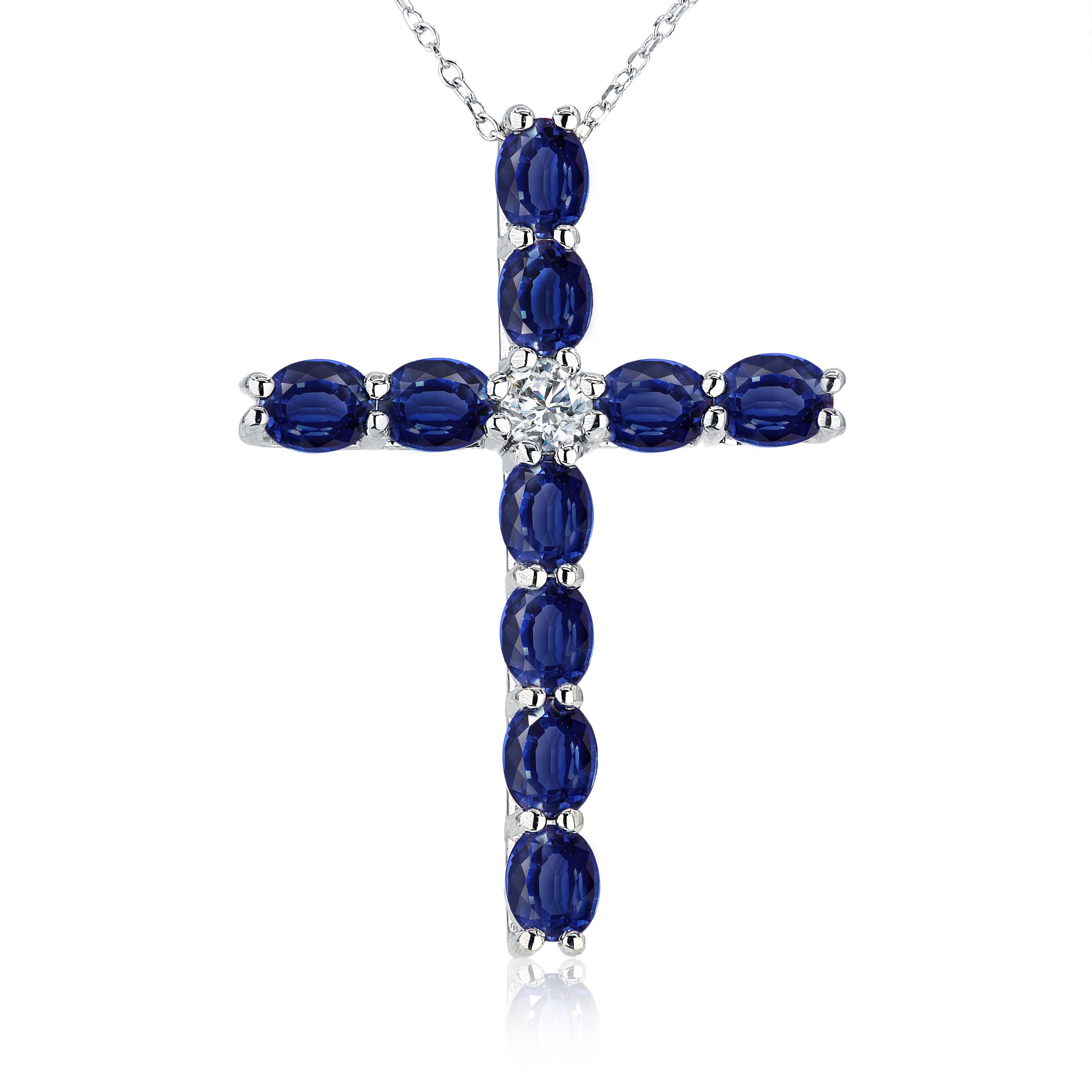 4 Carat Oval Sapphire Cross Pendant With 0.16 Carat Diamond in 18k White Ref984 In New Condition For Sale In New York, NY