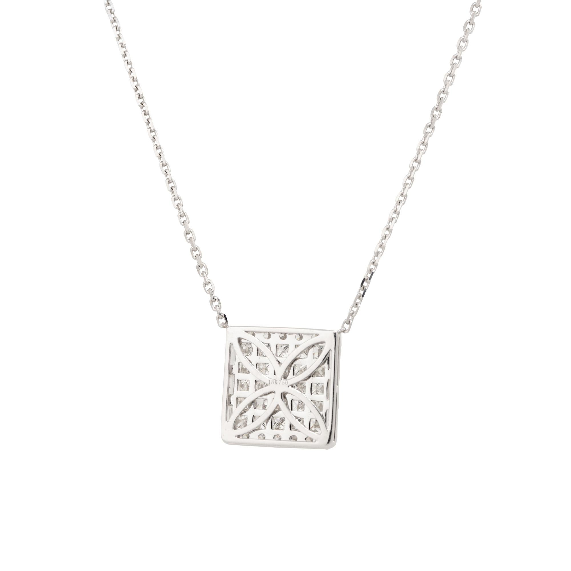 Collana con ciondolo a forma rettangolare con diamanti da 4 carati in pavé 18 carati In magazzino In condizioni ottime in vendita a Boca Raton, FL