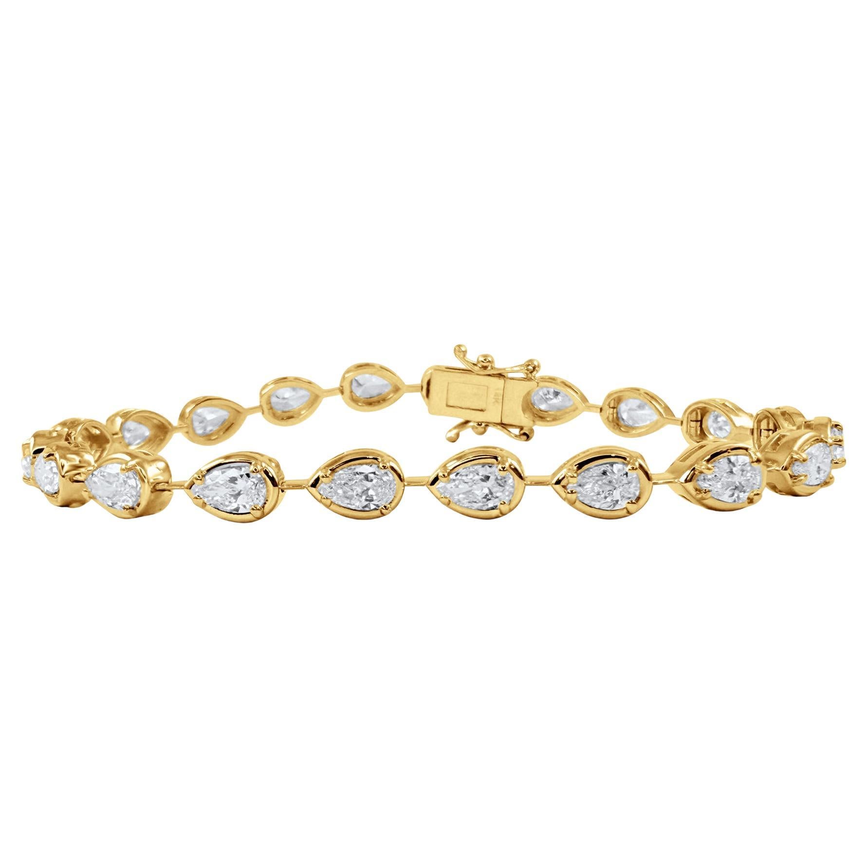 Bracelet de tennis en or jaune 14 carats serti de diamants en forme de poire de 4 carats en vente