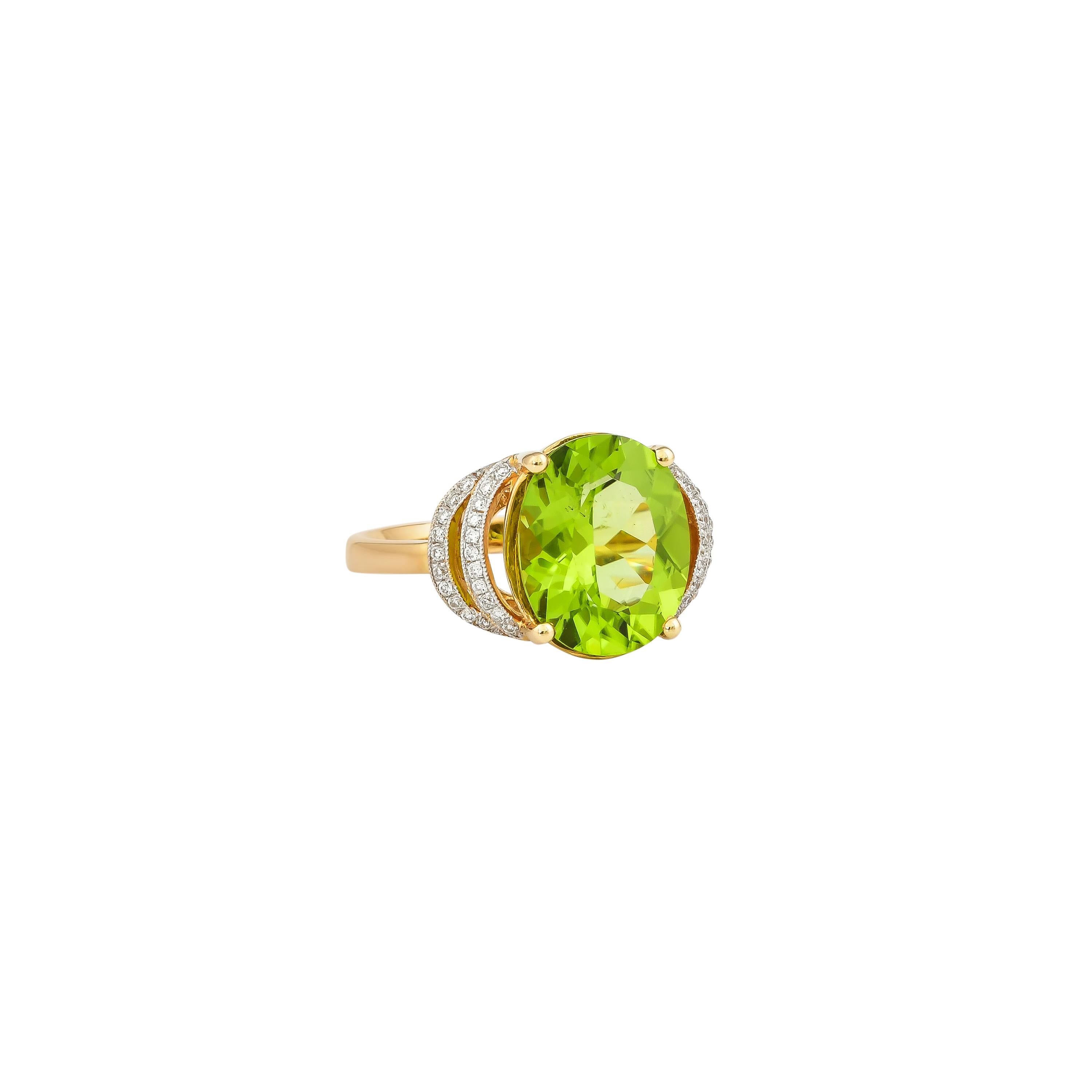 This collection features an array of pretty peridot rings! Accented with diamonds these rings are made in yellow gold and present a vibrant and fresh look. 

Classic peridot ring in 18K yellow gold with diamonds. 

Peridot: 4.14 carat oval
