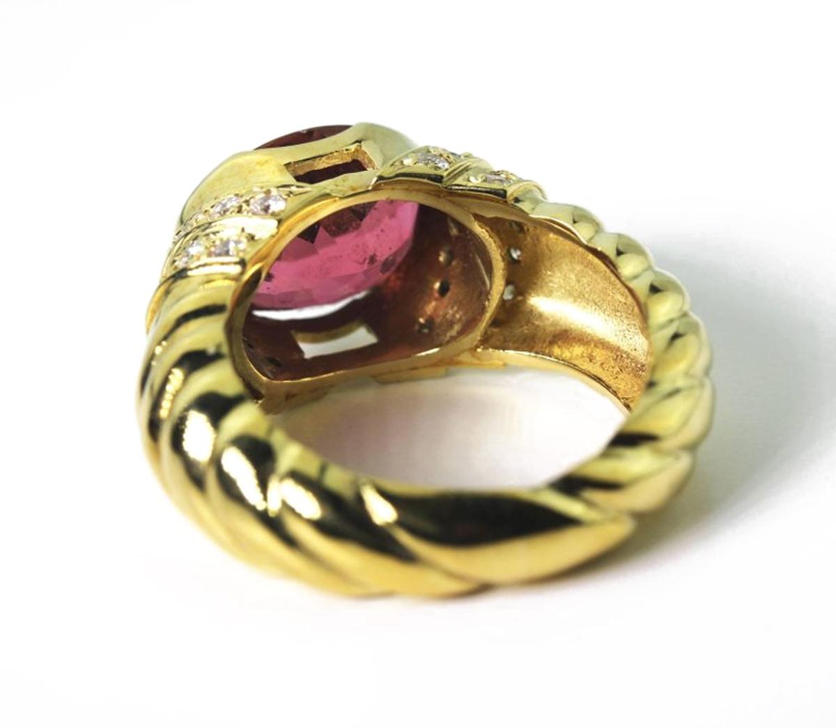 AJD Elegant 4Ct Pinky Red Tourmaline & Diamonds 18kt Gold Cocktail/Dinner Ring In New Condition For Sale In Raleigh, NC