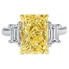 4 Carat Radiant Diamond Ring Fancy Yellow 18K Gold A Crown-Worthy Fancy Rarity