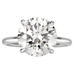 4 Carat Round Brilliant Diamond Ring Brilliant White 14K White Gold Quiet Power