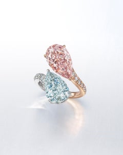 4 Carat Round Brilliant Statement Fancy pink/blue  Royal Radiance Diamond Ring