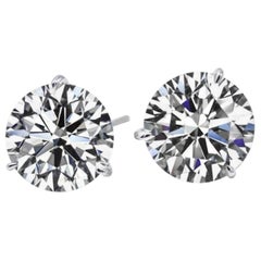Pendientes de diamantes de corte redondo de 4 quilates