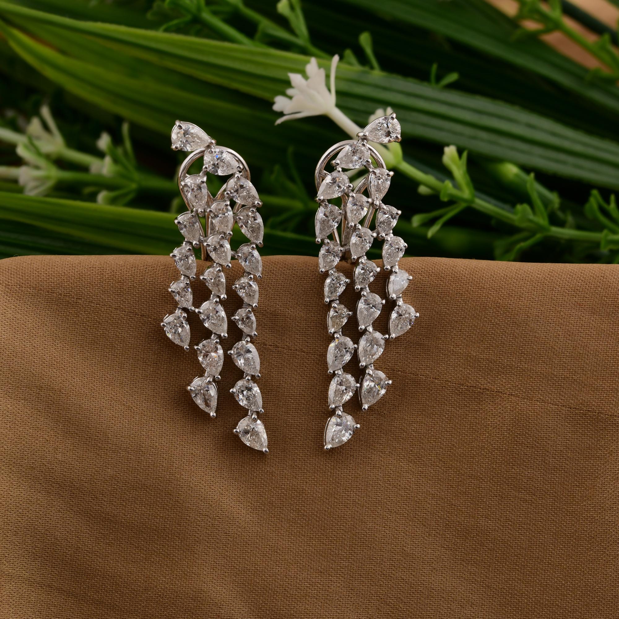 Modern 4 Carat SI/H Pear Brilliant Cut Diamond Chandelier Earrings 18 Karat White Gold For Sale
